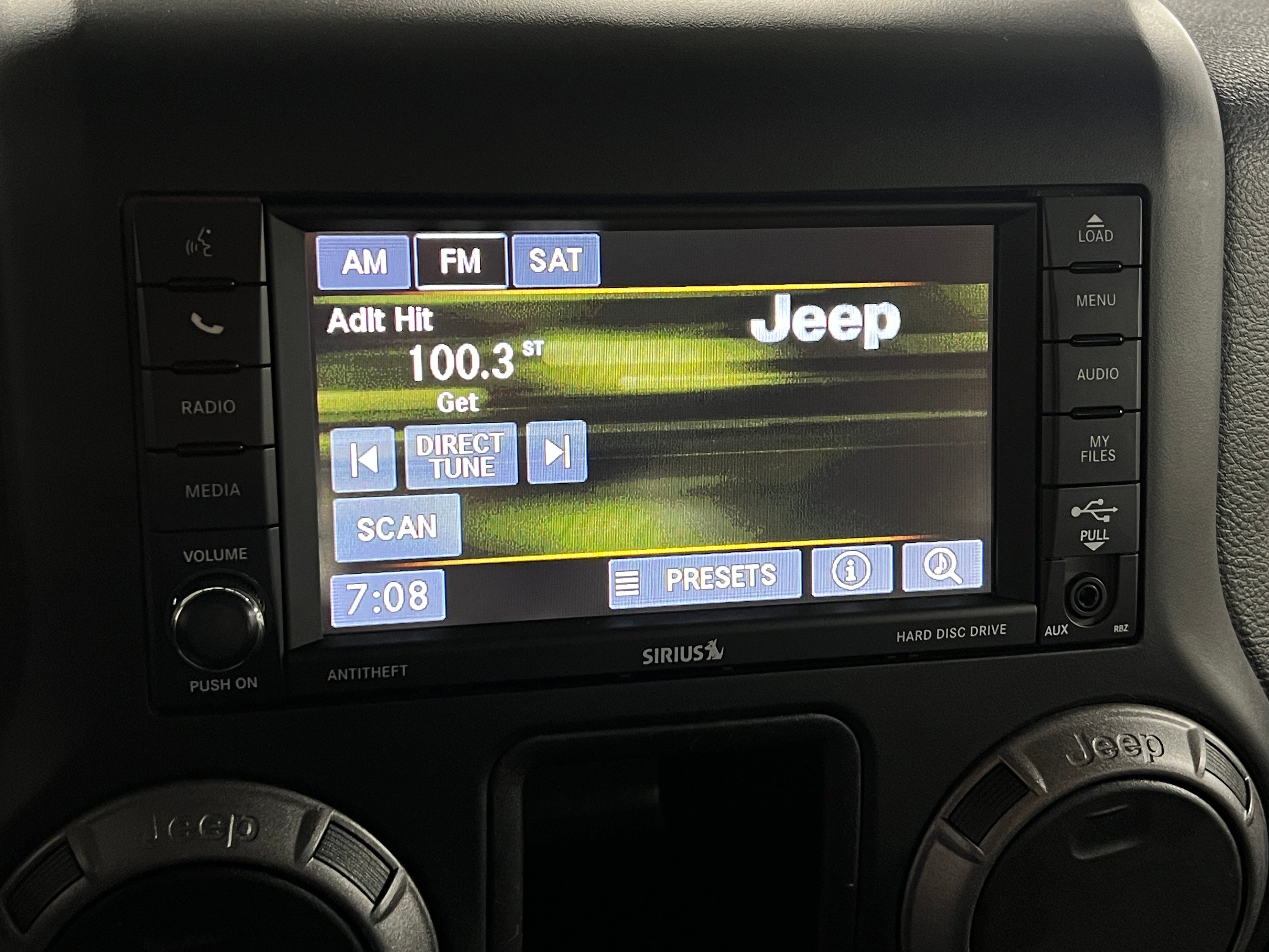 2017 Jeep Wrangler Sport 4