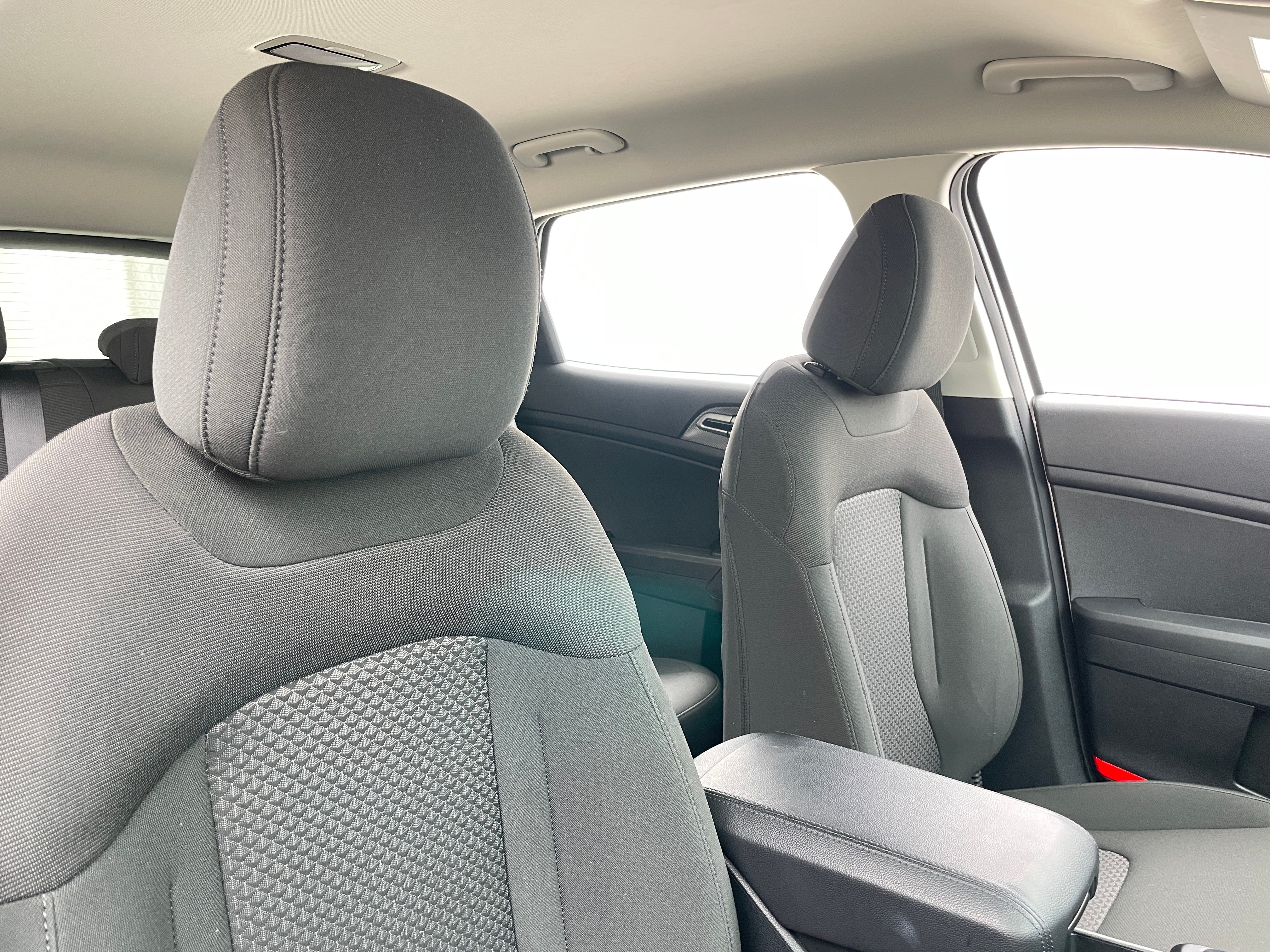 2024 Kia Sportage LX 2