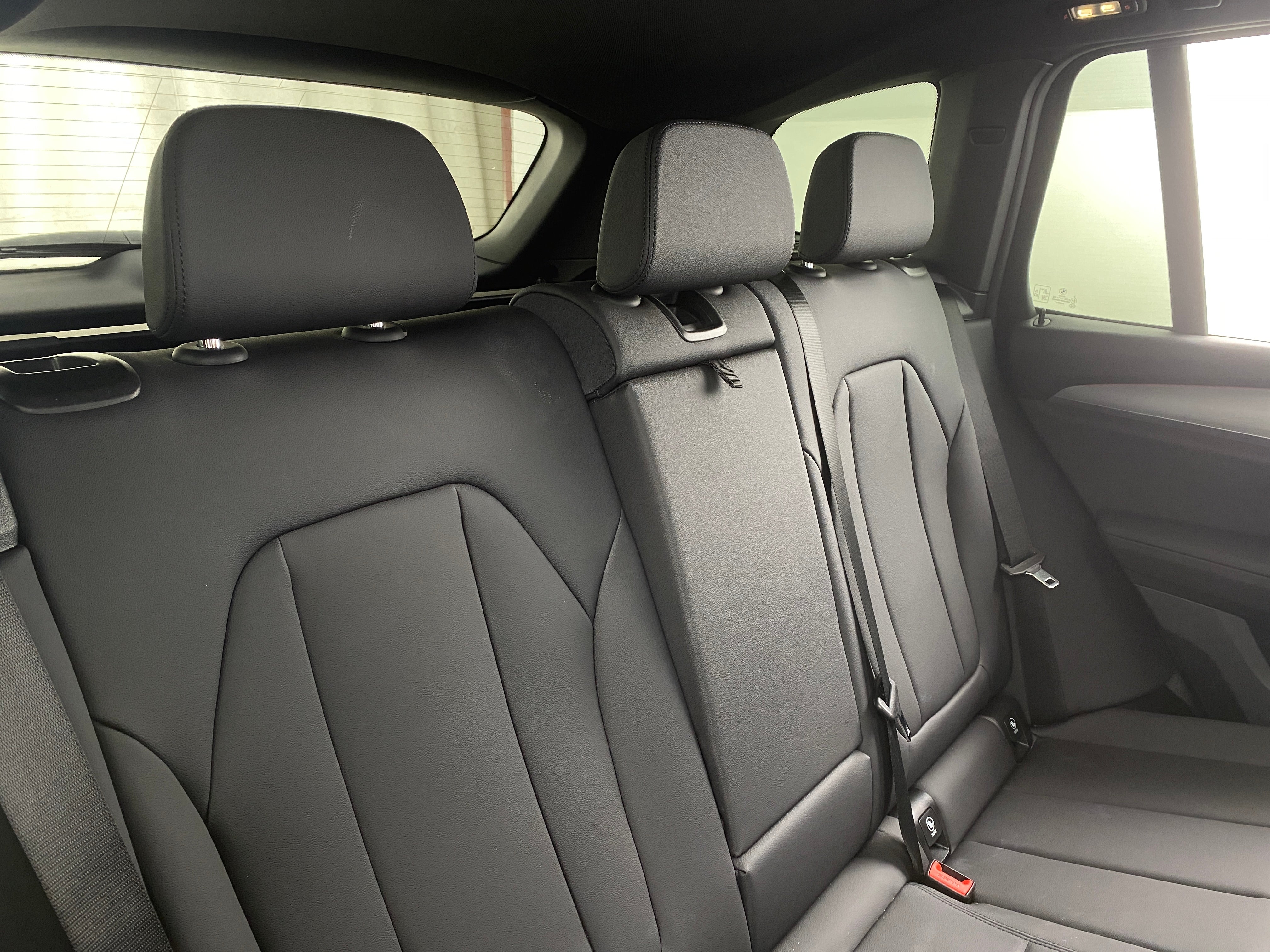 2021 BMW X3 sDrive30i 5