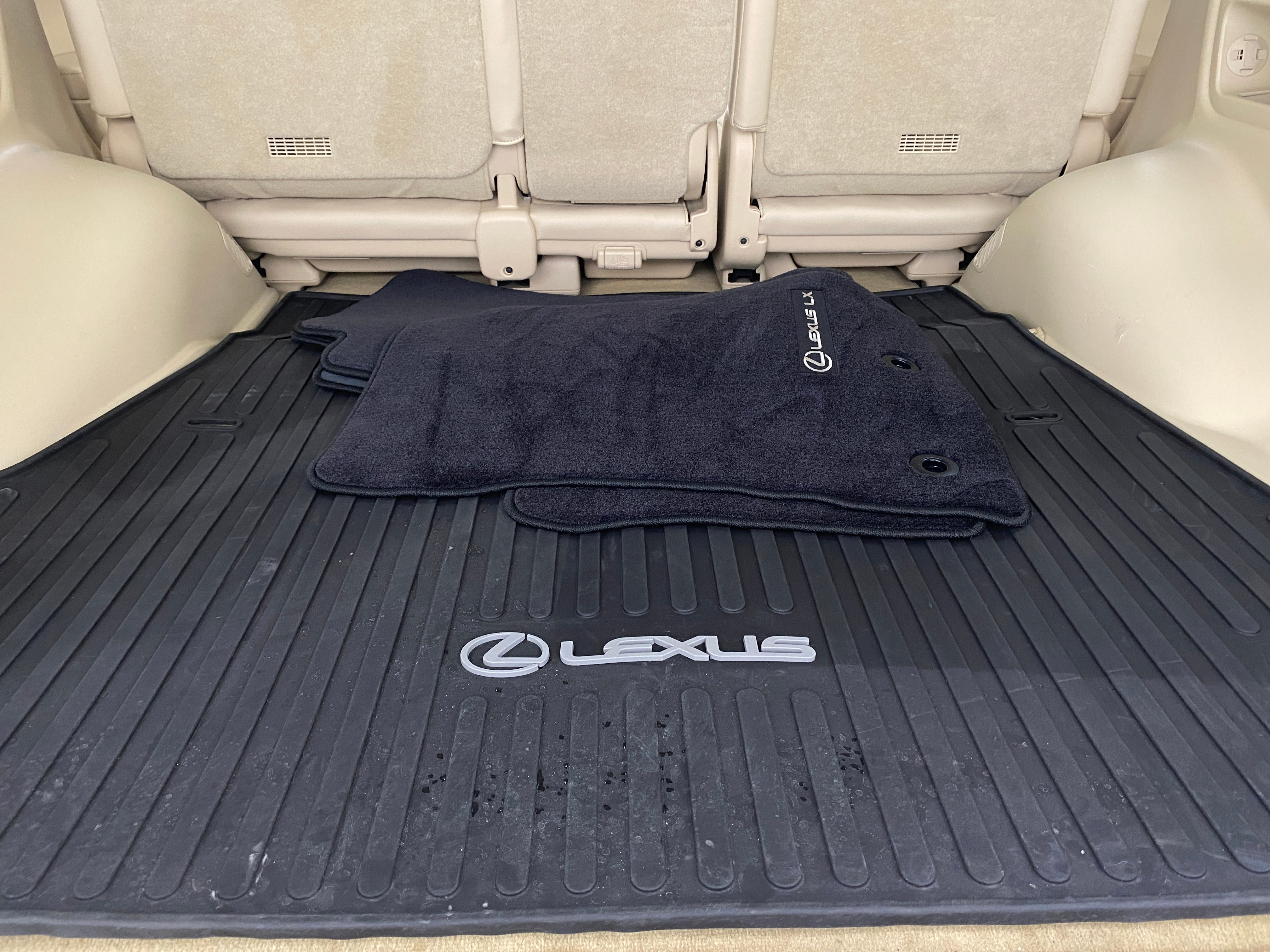 2019 Lexus LX 570 6