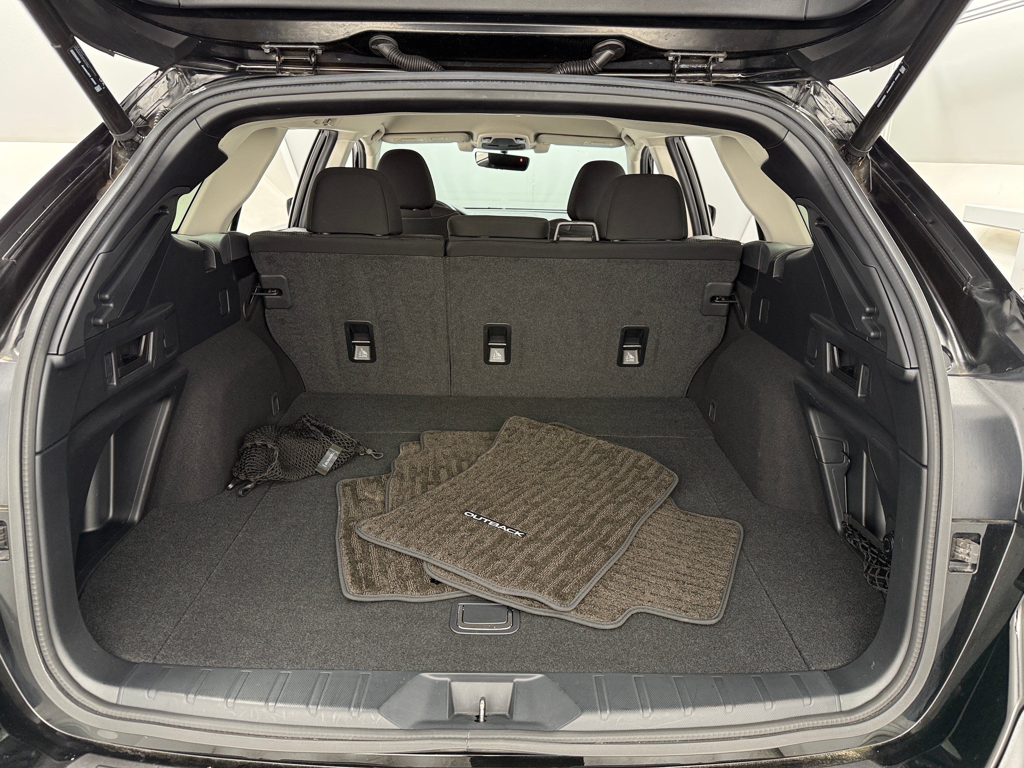 2020 Subaru Outback Premium 7