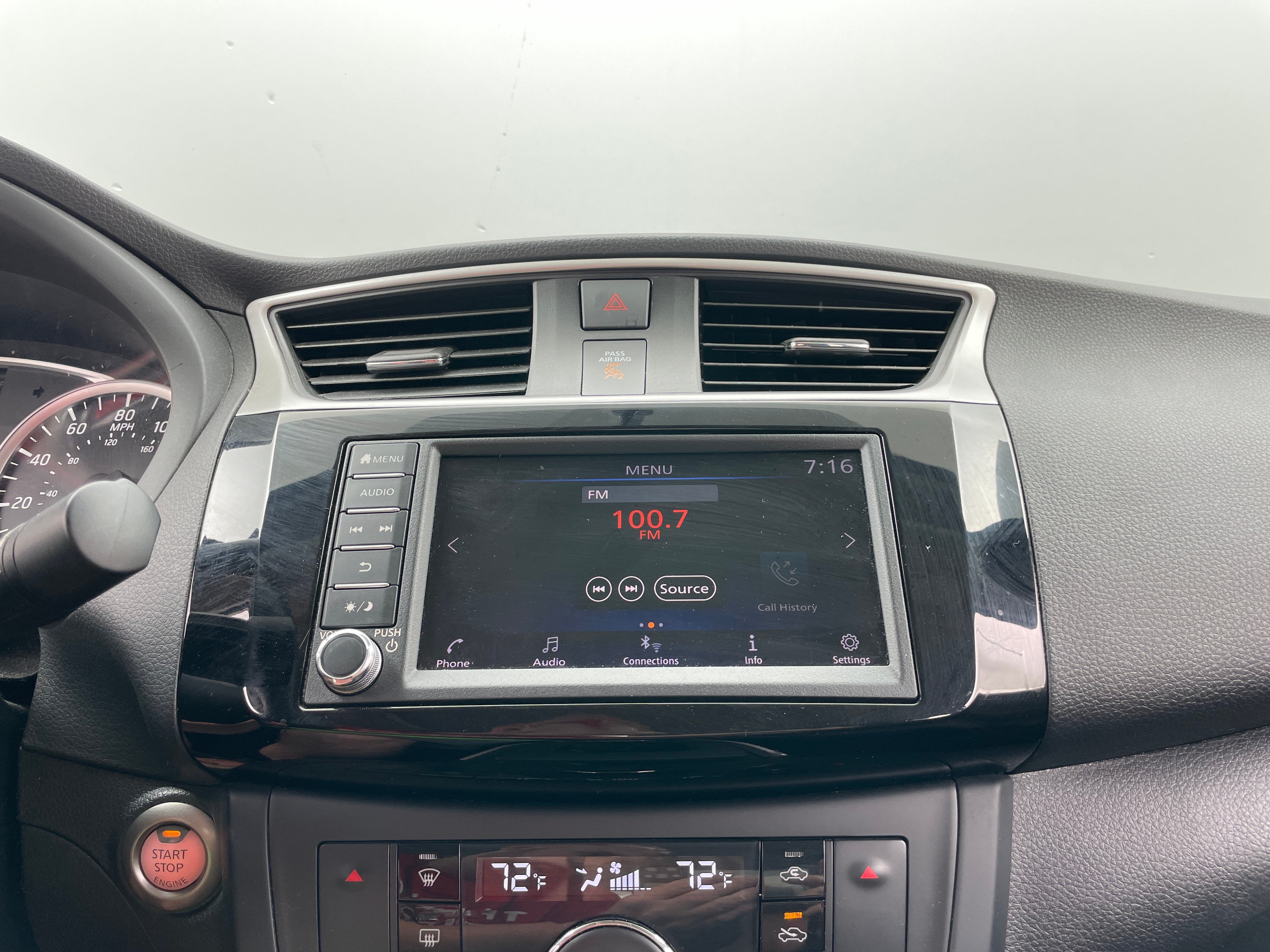 2019 Nissan Sentra SV 4