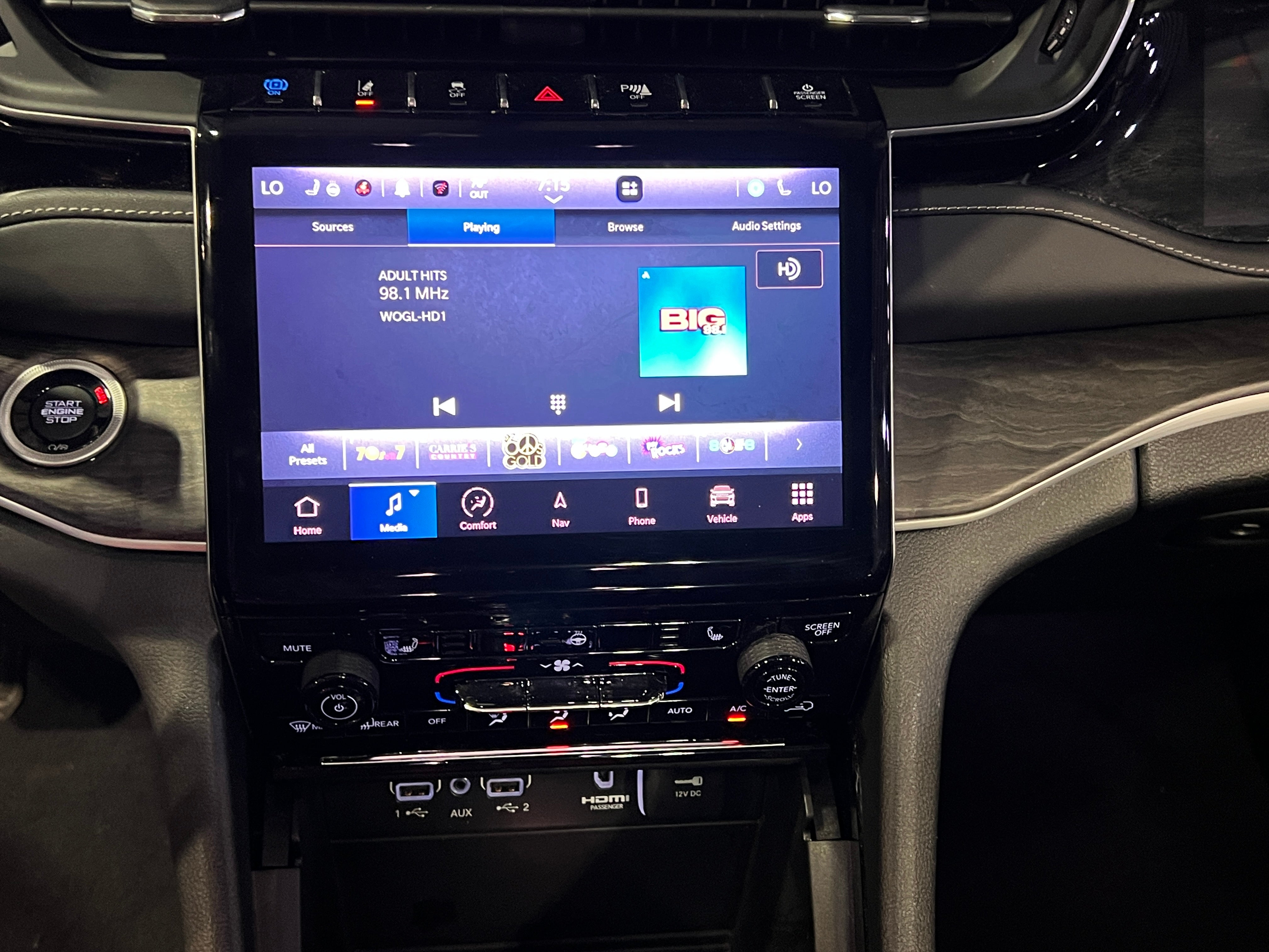 2023 Jeep Grand Cherokee 4xe 3