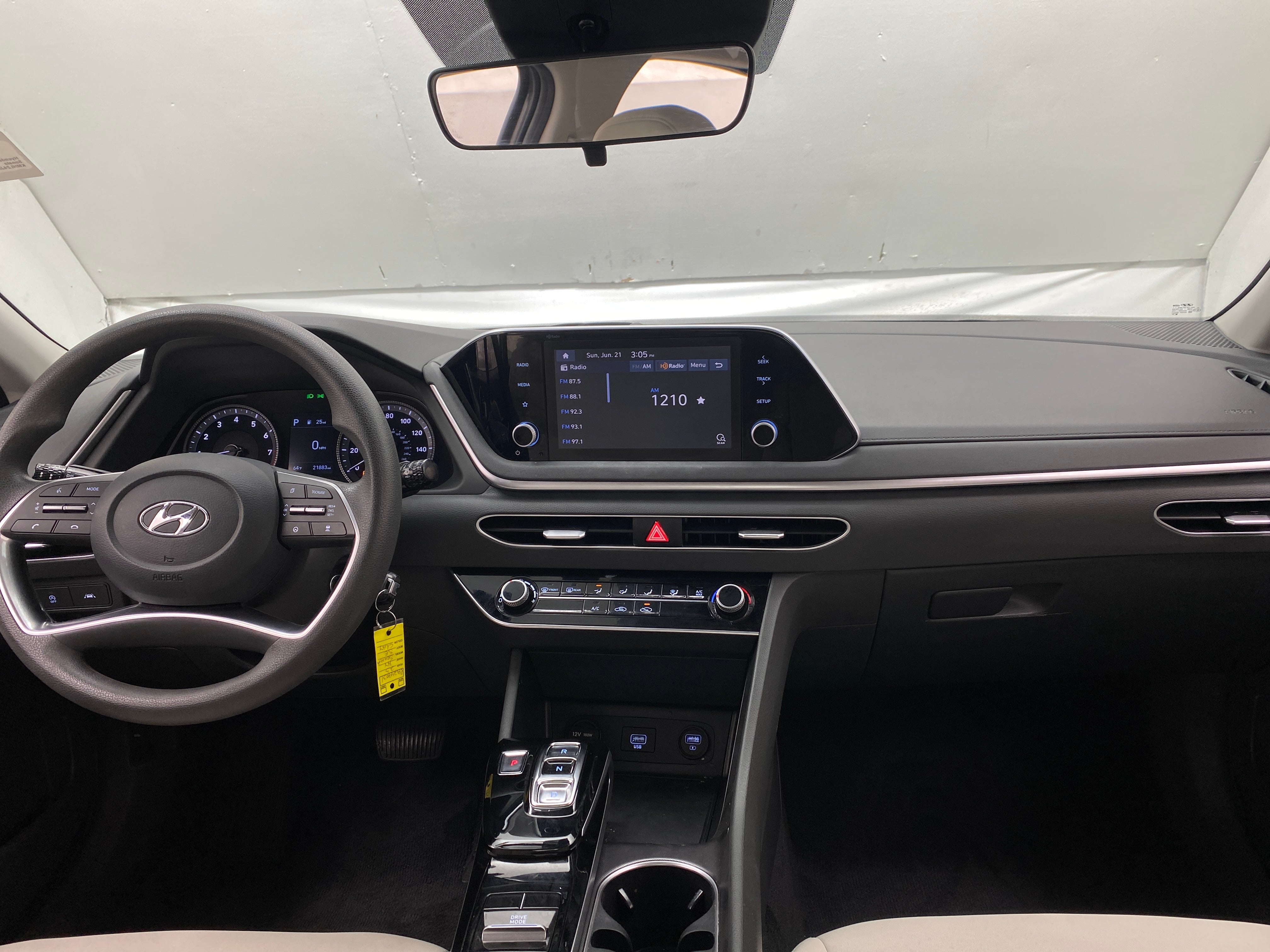 2023 Hyundai Sonata SE 3