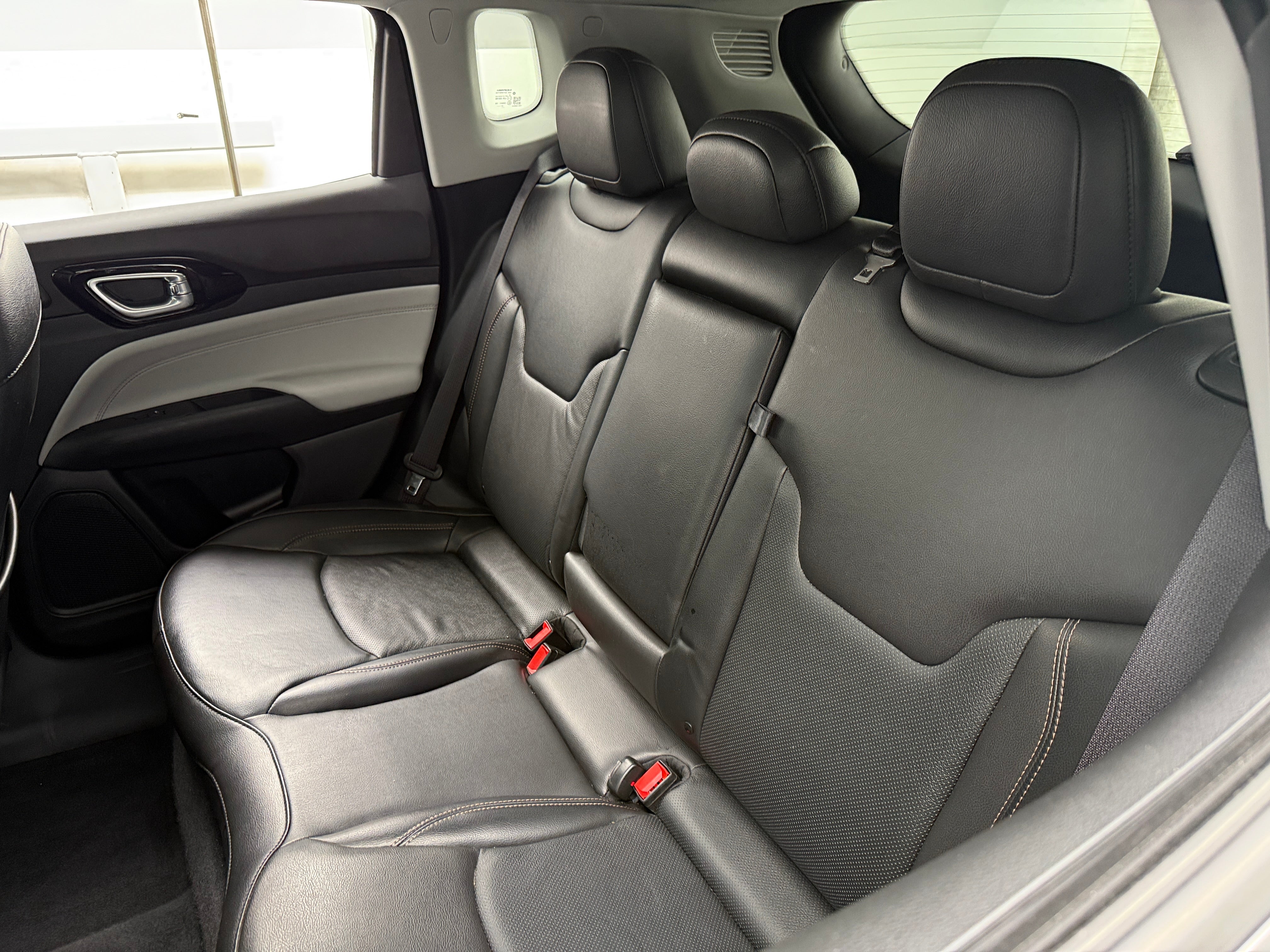 2022 Jeep Compass Limited 5