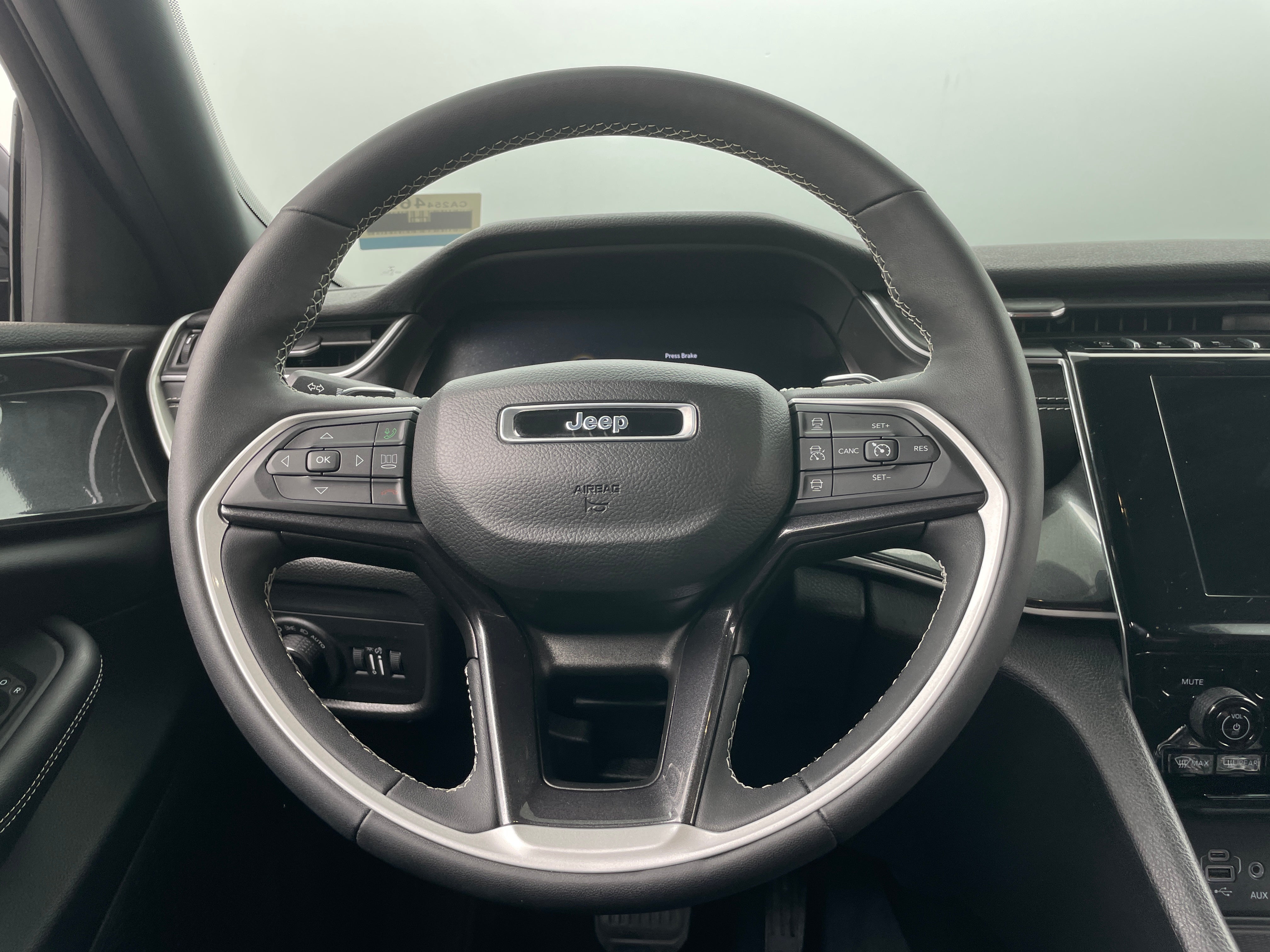 2023 Jeep Grand Cherokee L Altitude 5