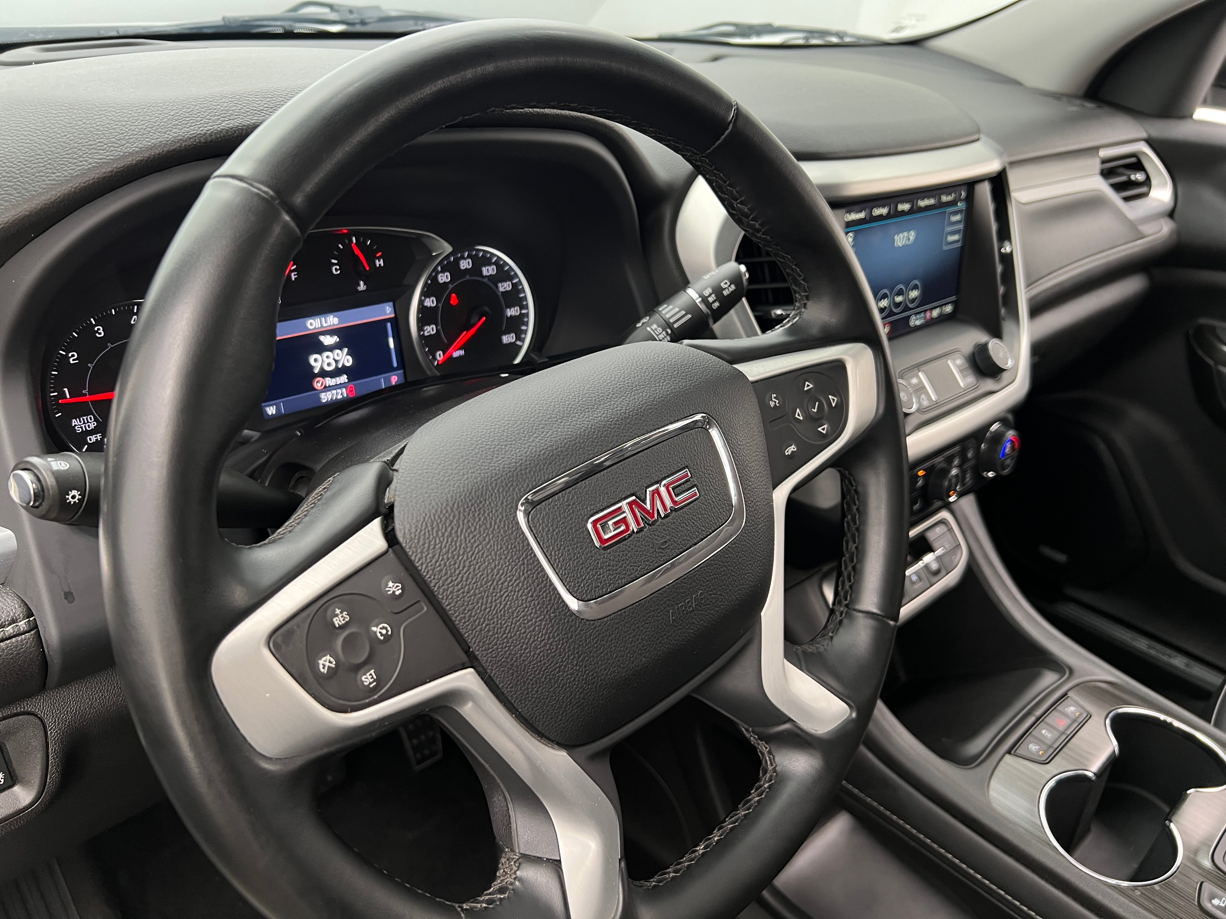 2023 GMC Acadia SLT 4