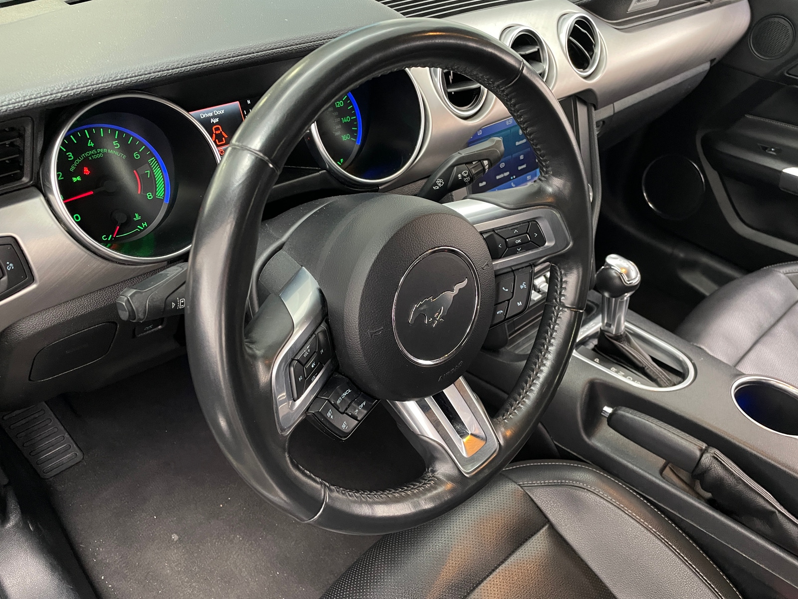 Thumbnail: 2022 Ford Mustang - 4