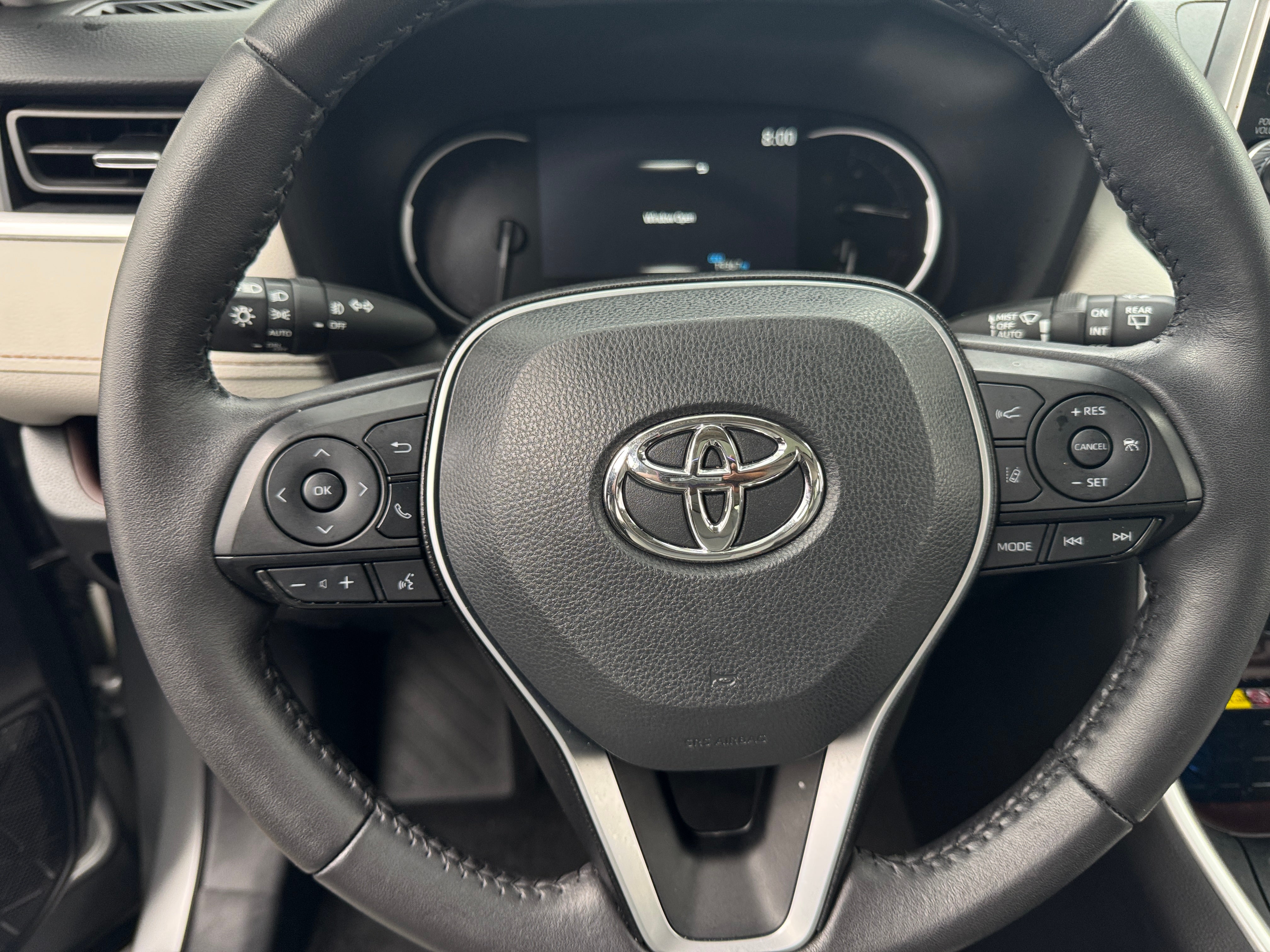 2022 Toyota RAV4 Limited 4