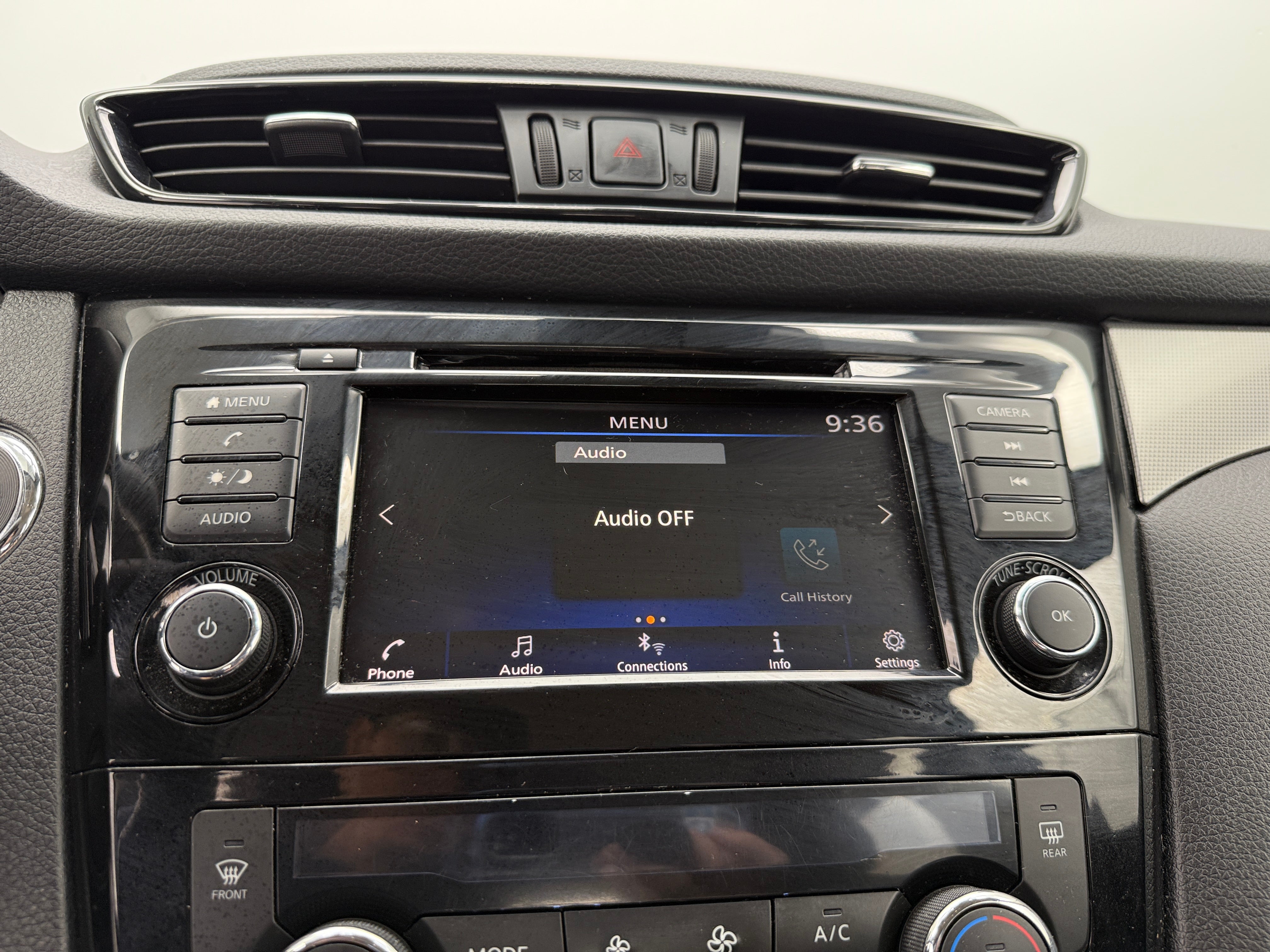 2020 Nissan Rogue Sport SV 4