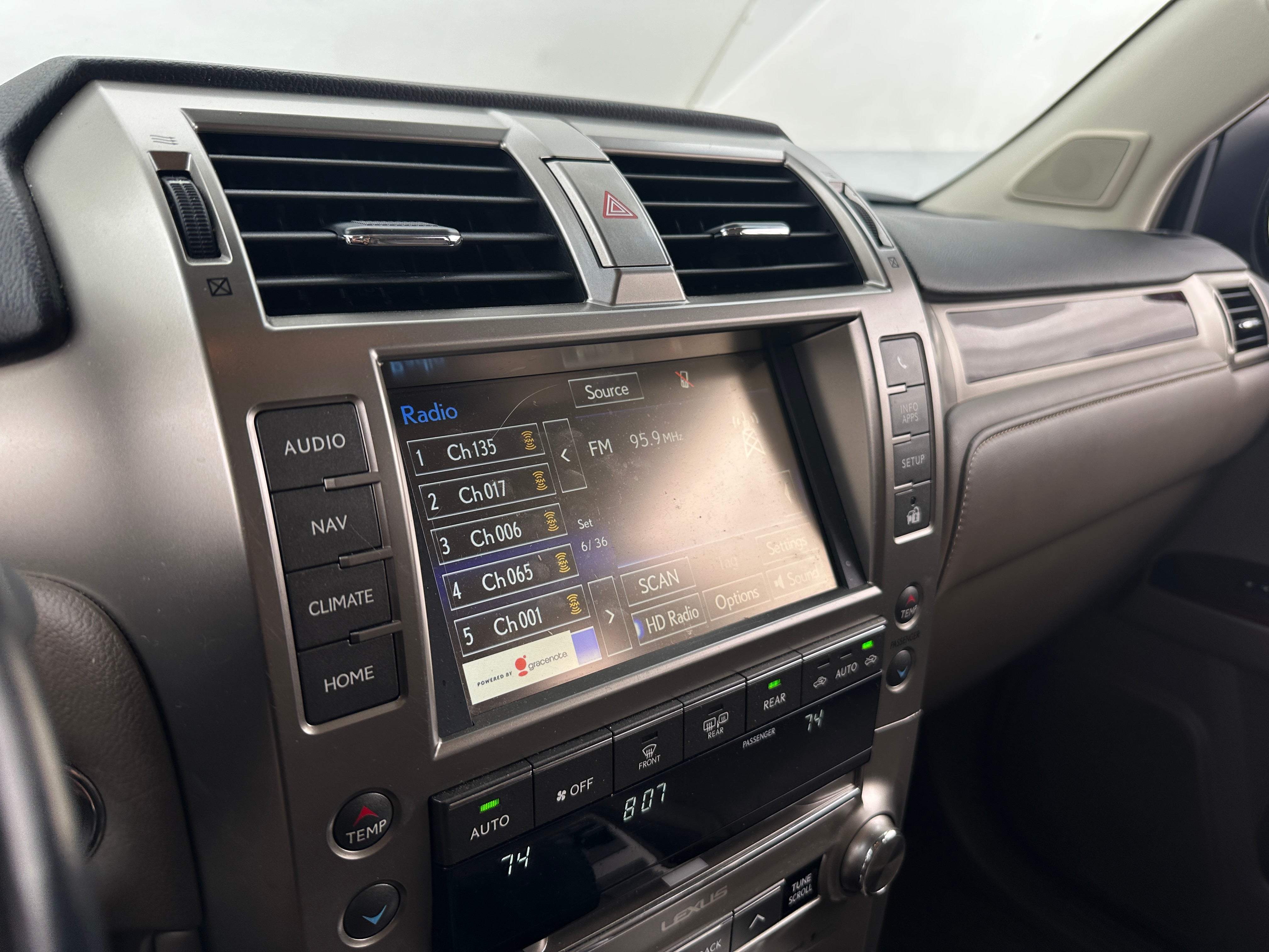 2018 Lexus GX 460 3