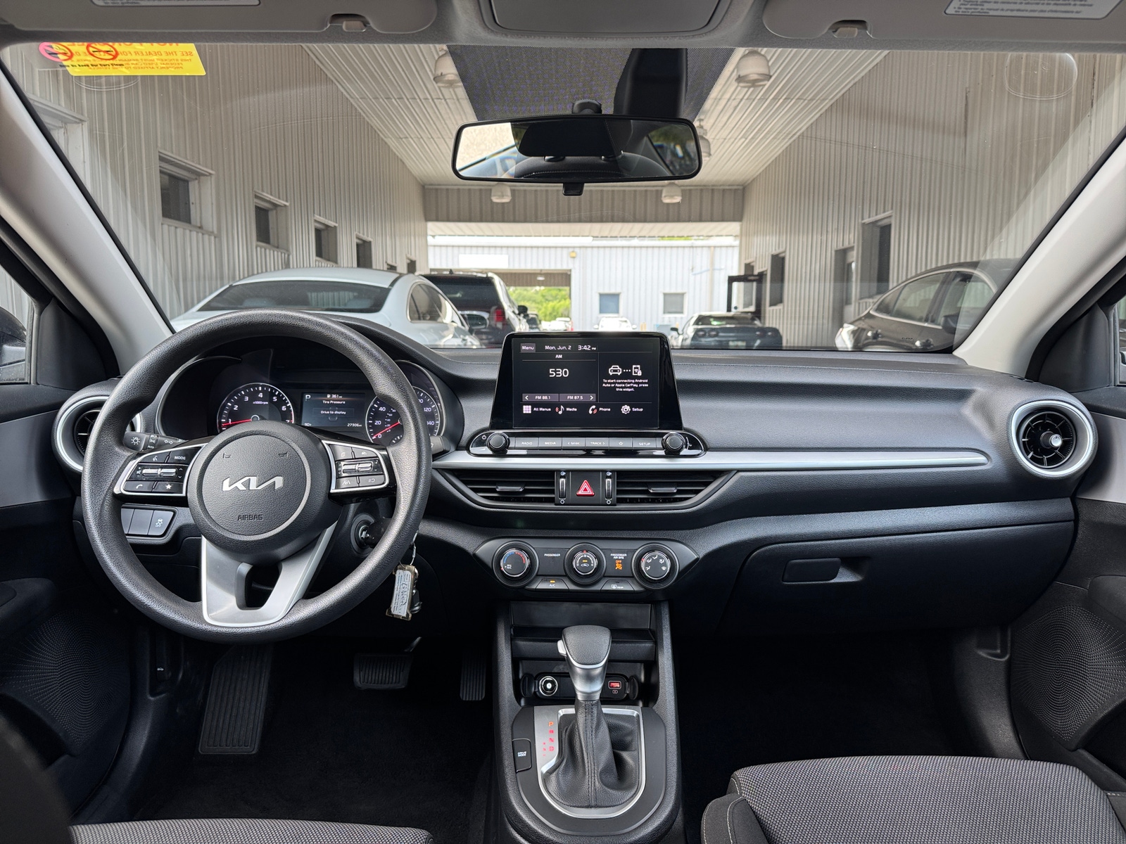 Thumbnail: 2024 Kia Forte - 3