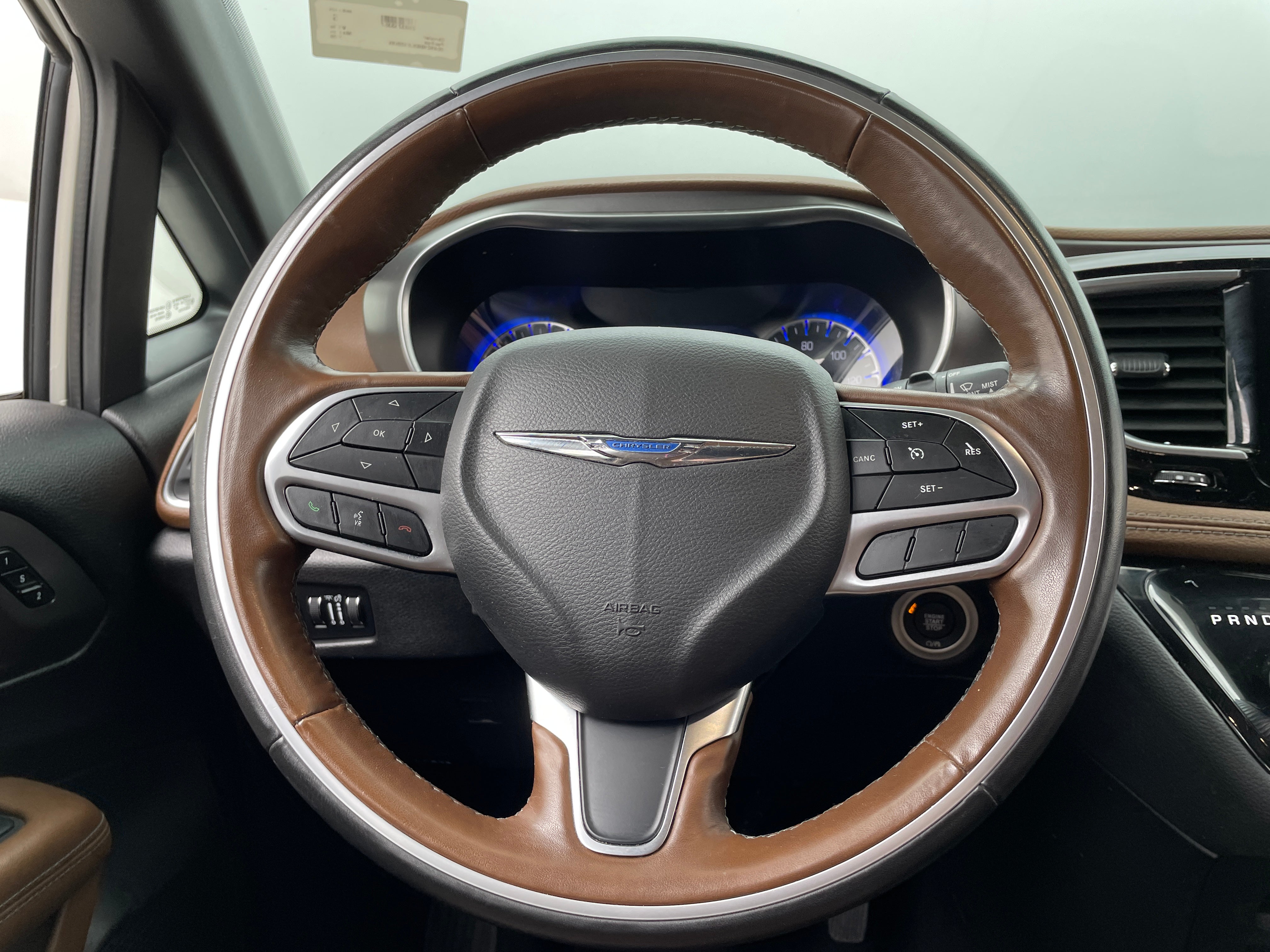 2020 Chrysler Pacifica Limited 4