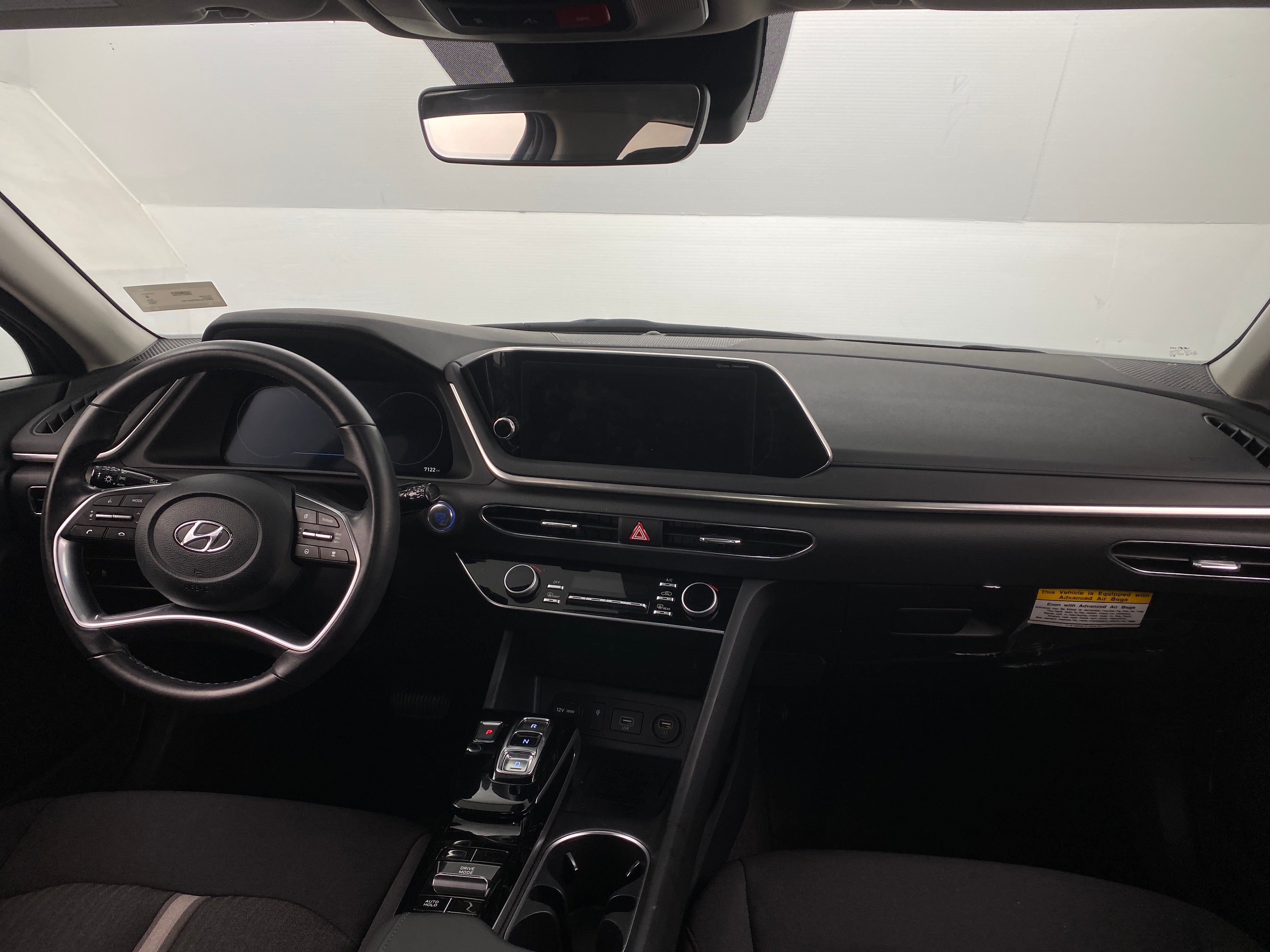Thumbnail: 2023 Hyundai Sonata - 3