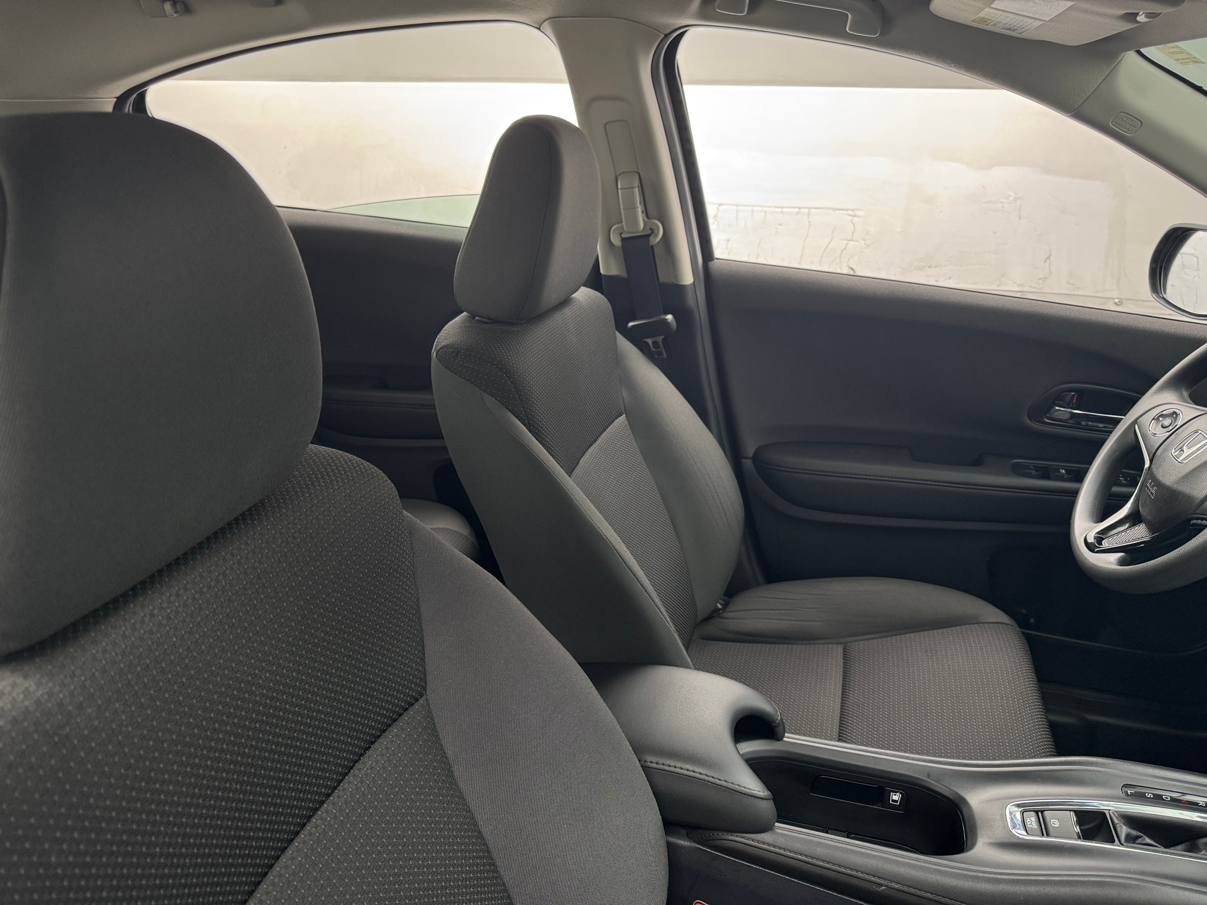 2022 Honda HR-V LX 2