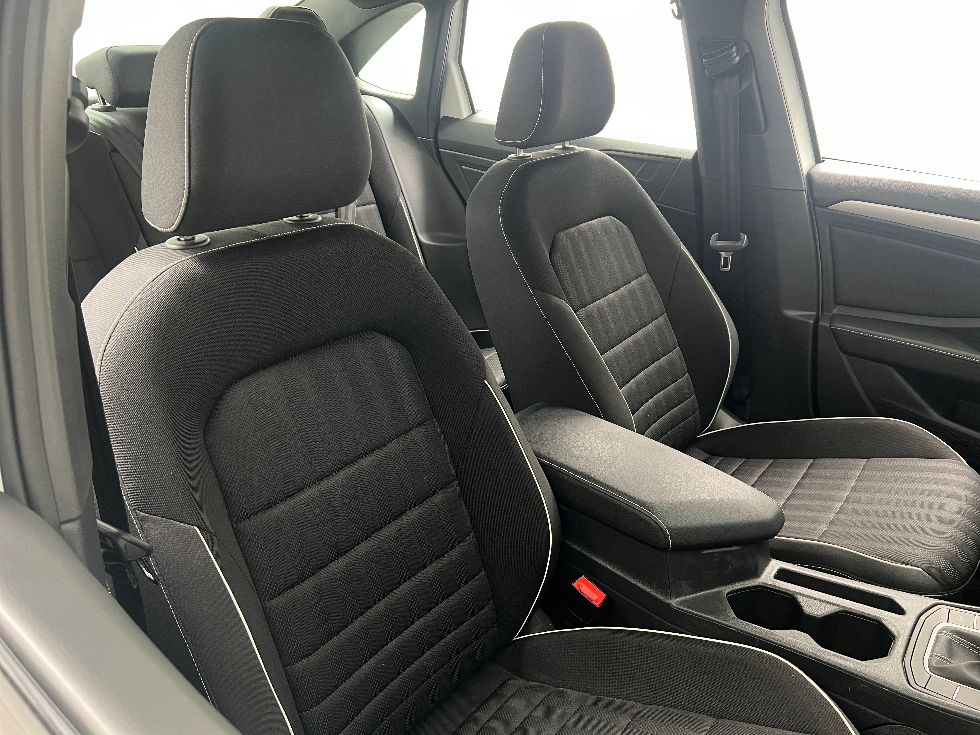 2024 Volkswagen Jetta Sport 2