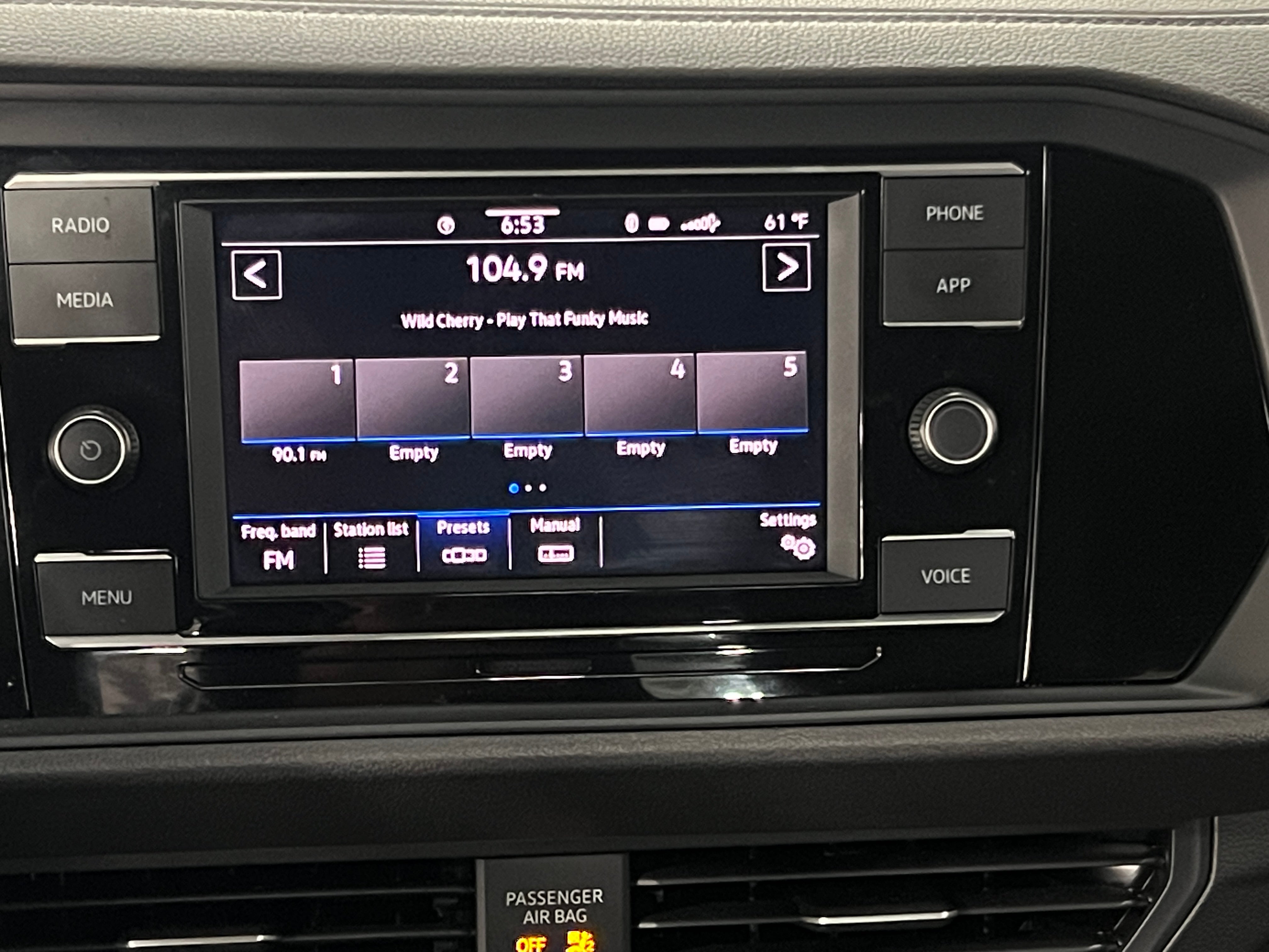 2024 Volkswagen Jetta Sport 4