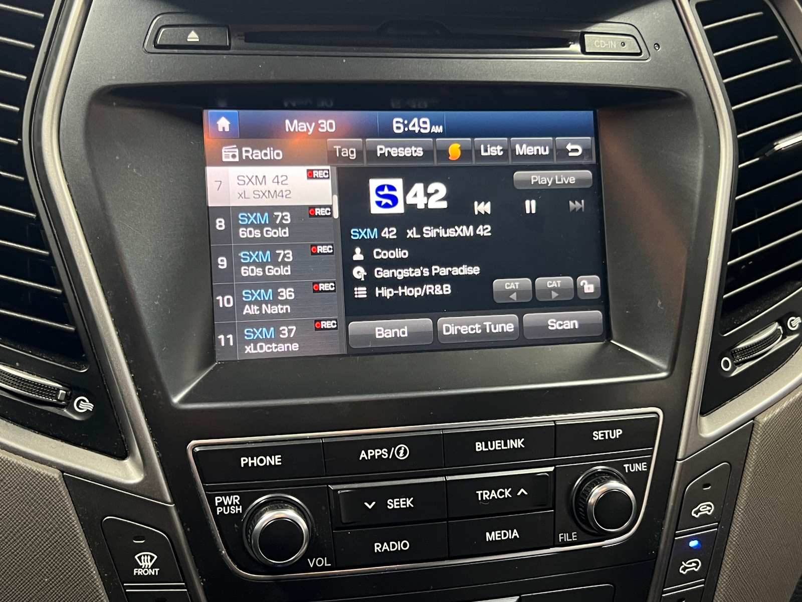 Thumbnail: 2018 Hyundai Santa Fe - 3