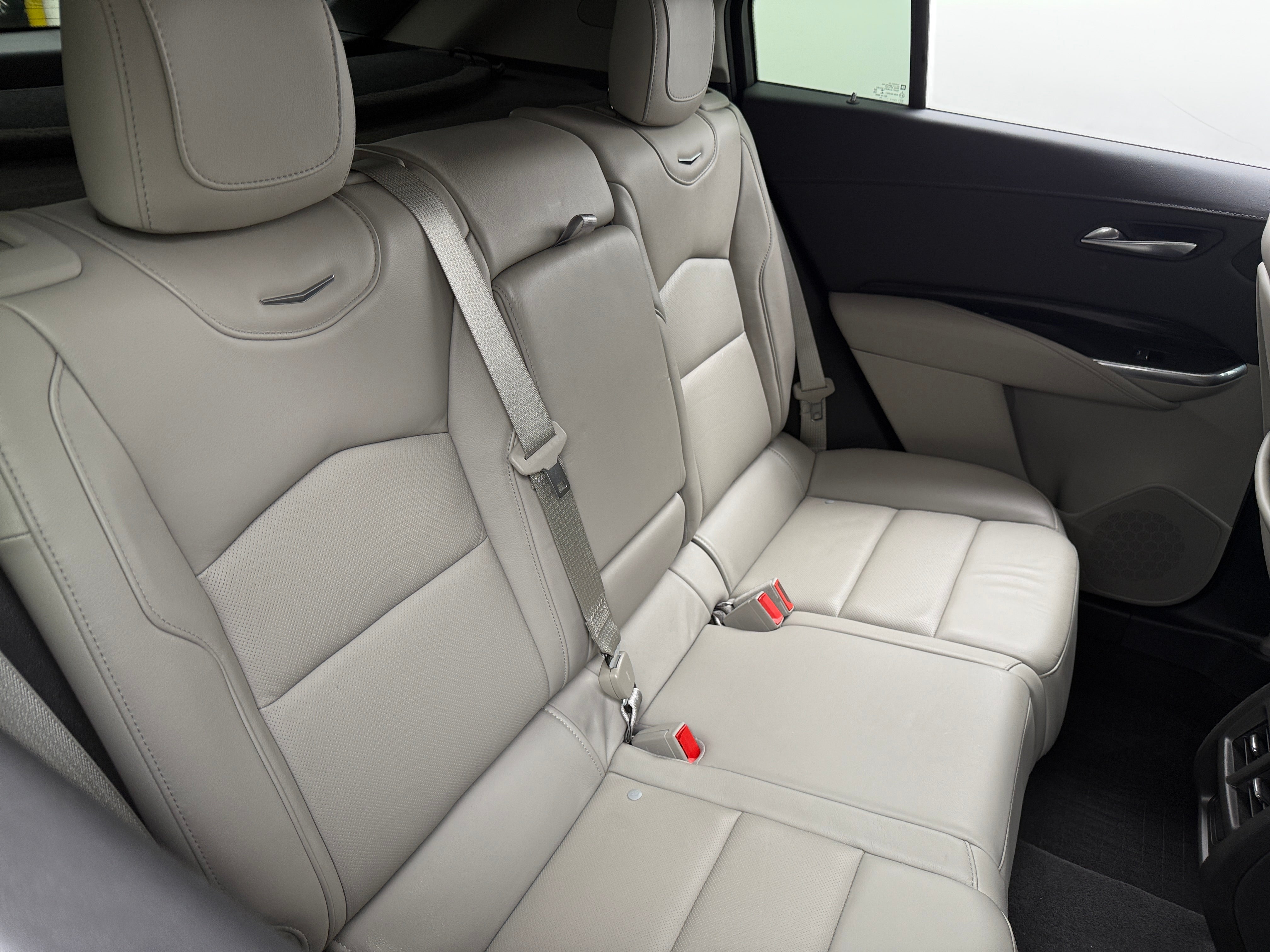 2019 Cadillac XT4 Premium Luxury 5