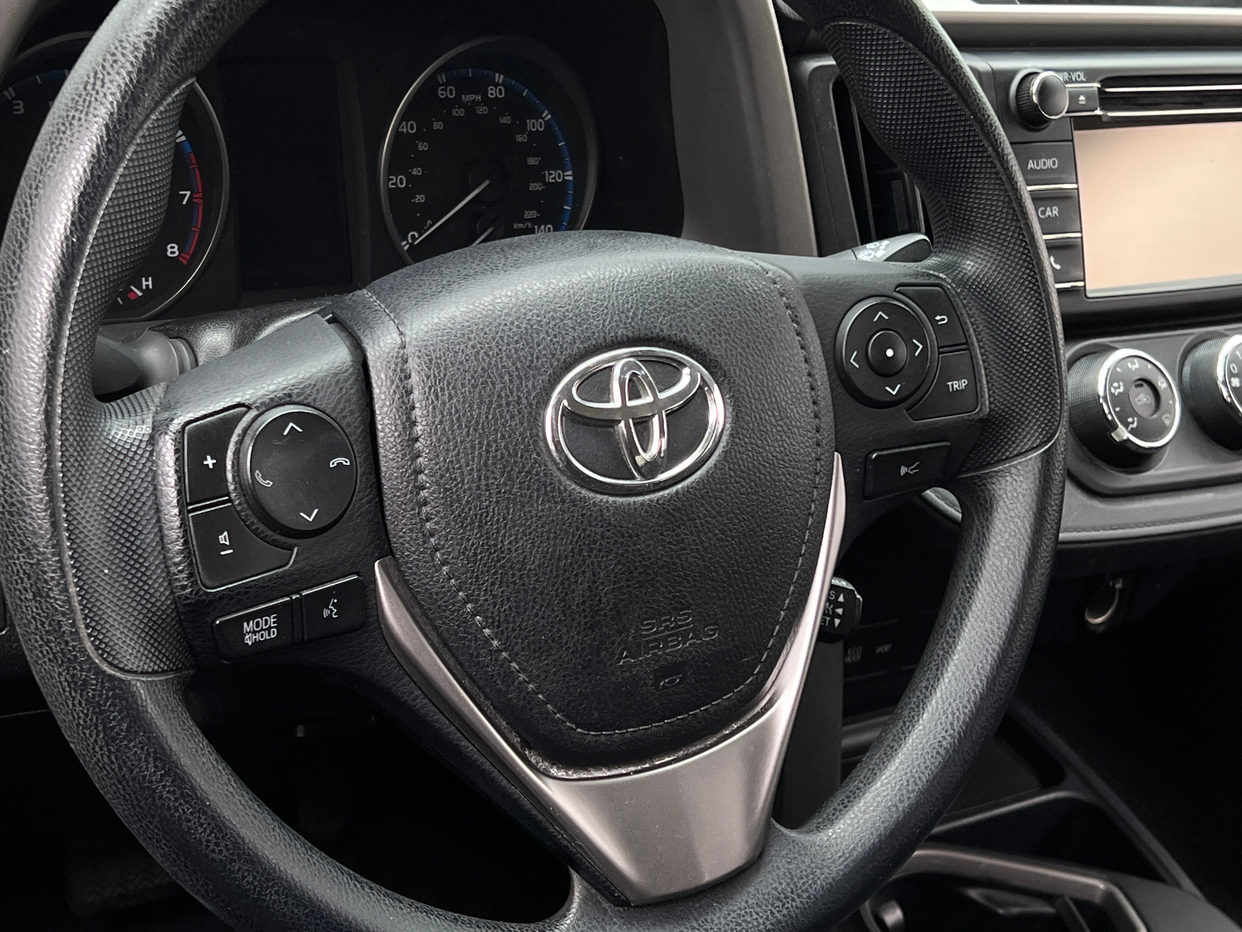 2018 Toyota RAV4 LE 5