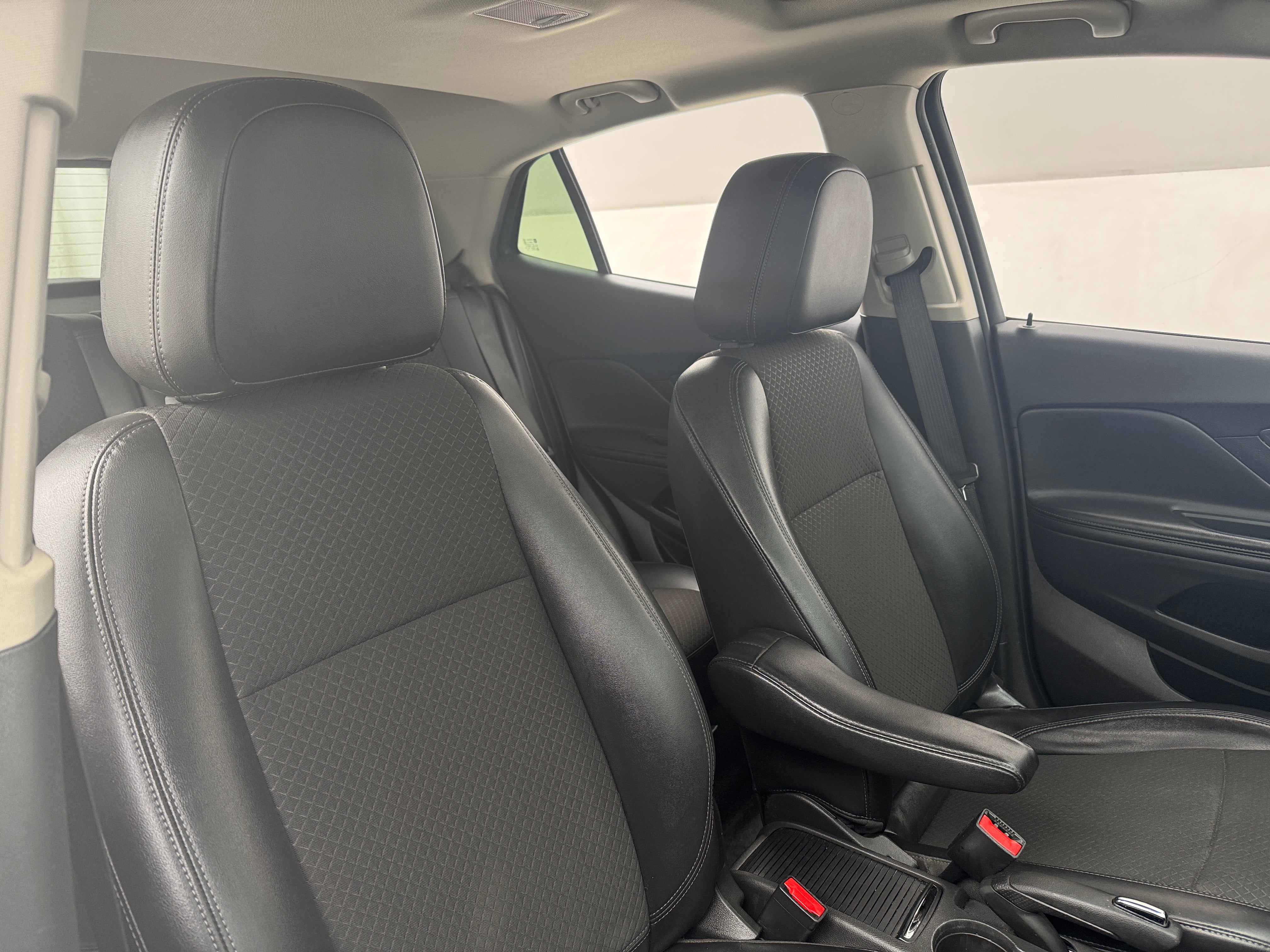 2019 Buick Encore Sport Touring 2