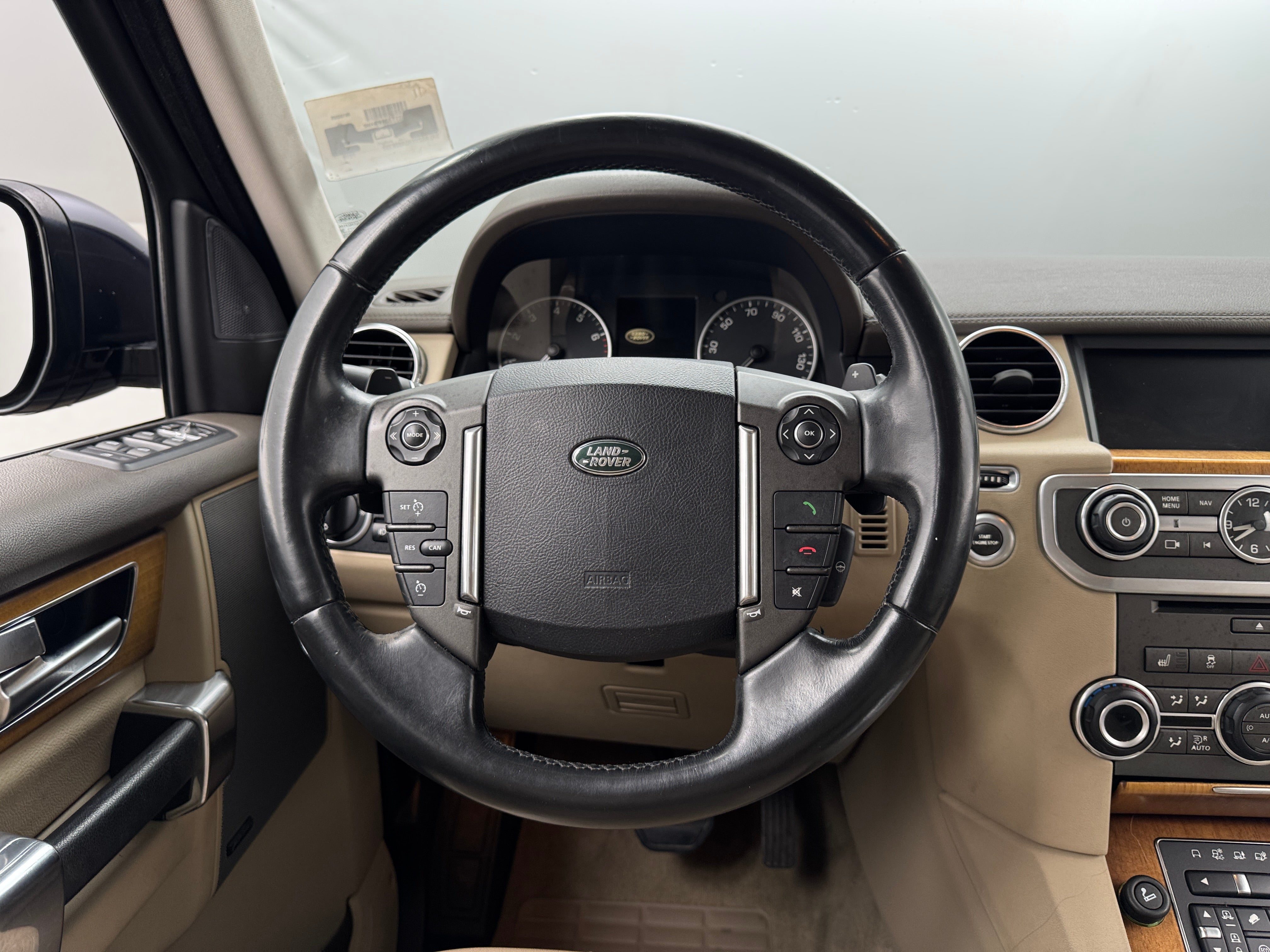 2016 Land Rover LR4 HSE 4