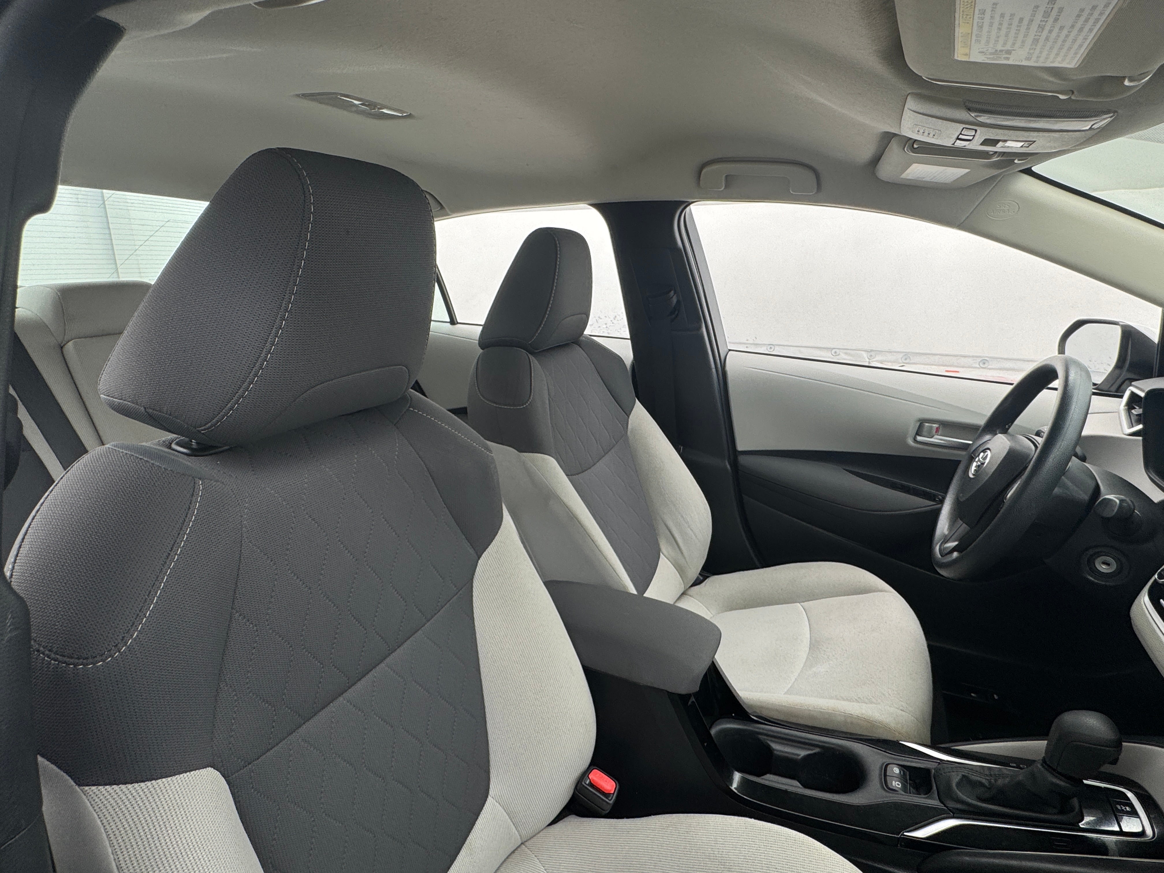 2021 Toyota Corolla LE 2