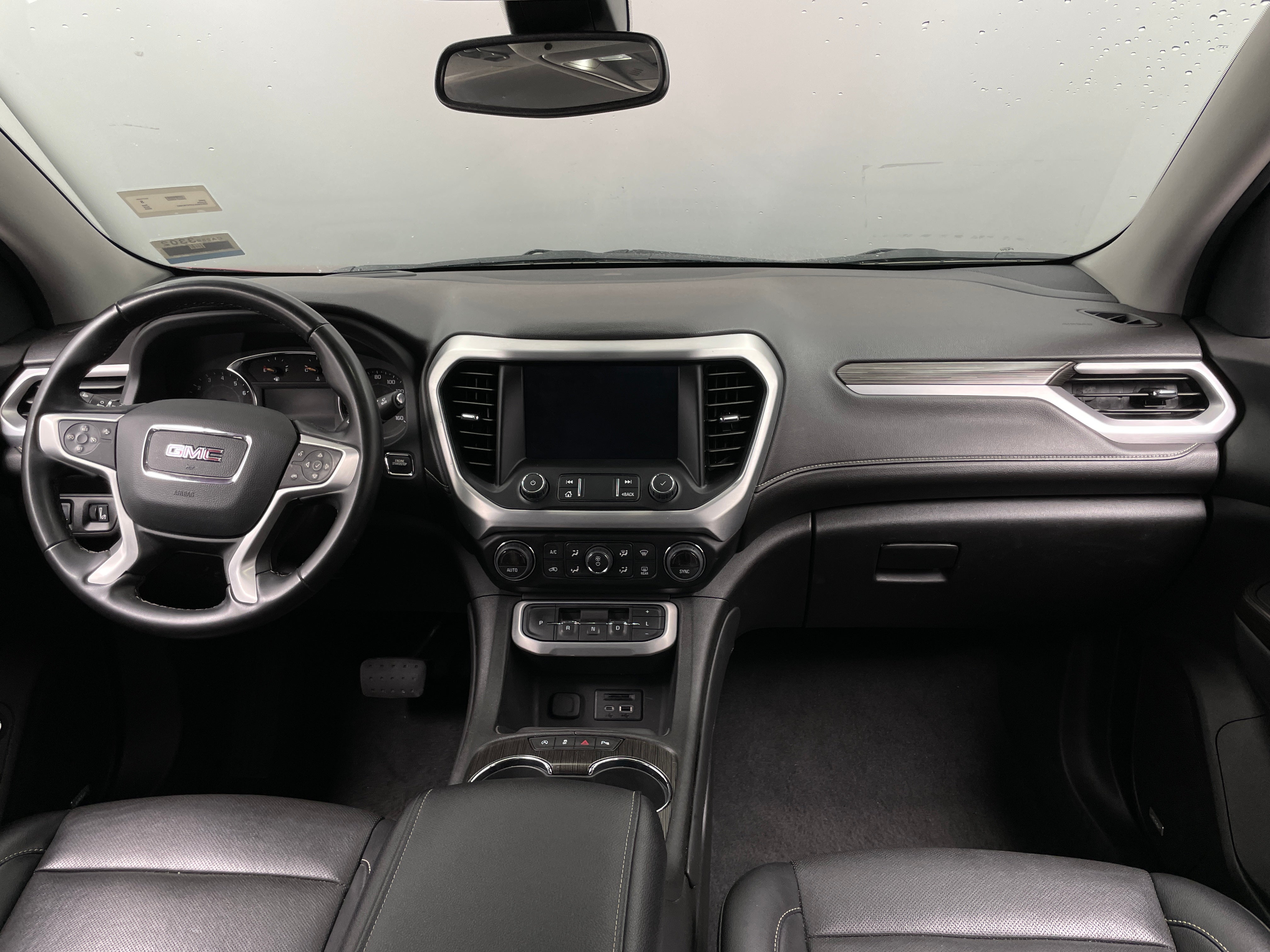 2023 GMC Acadia SLT 2