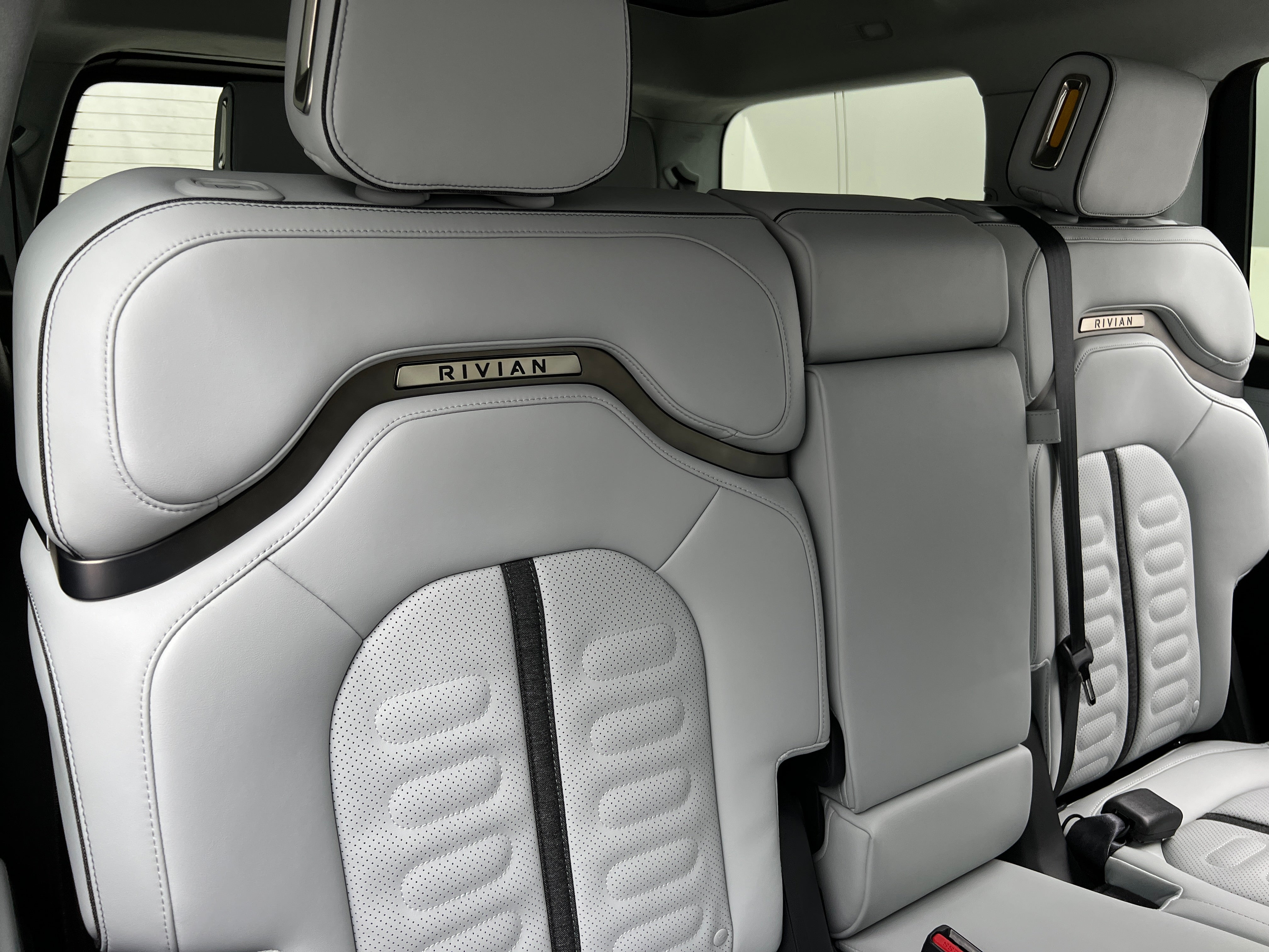 2023 Rivian R1S Adventure 5