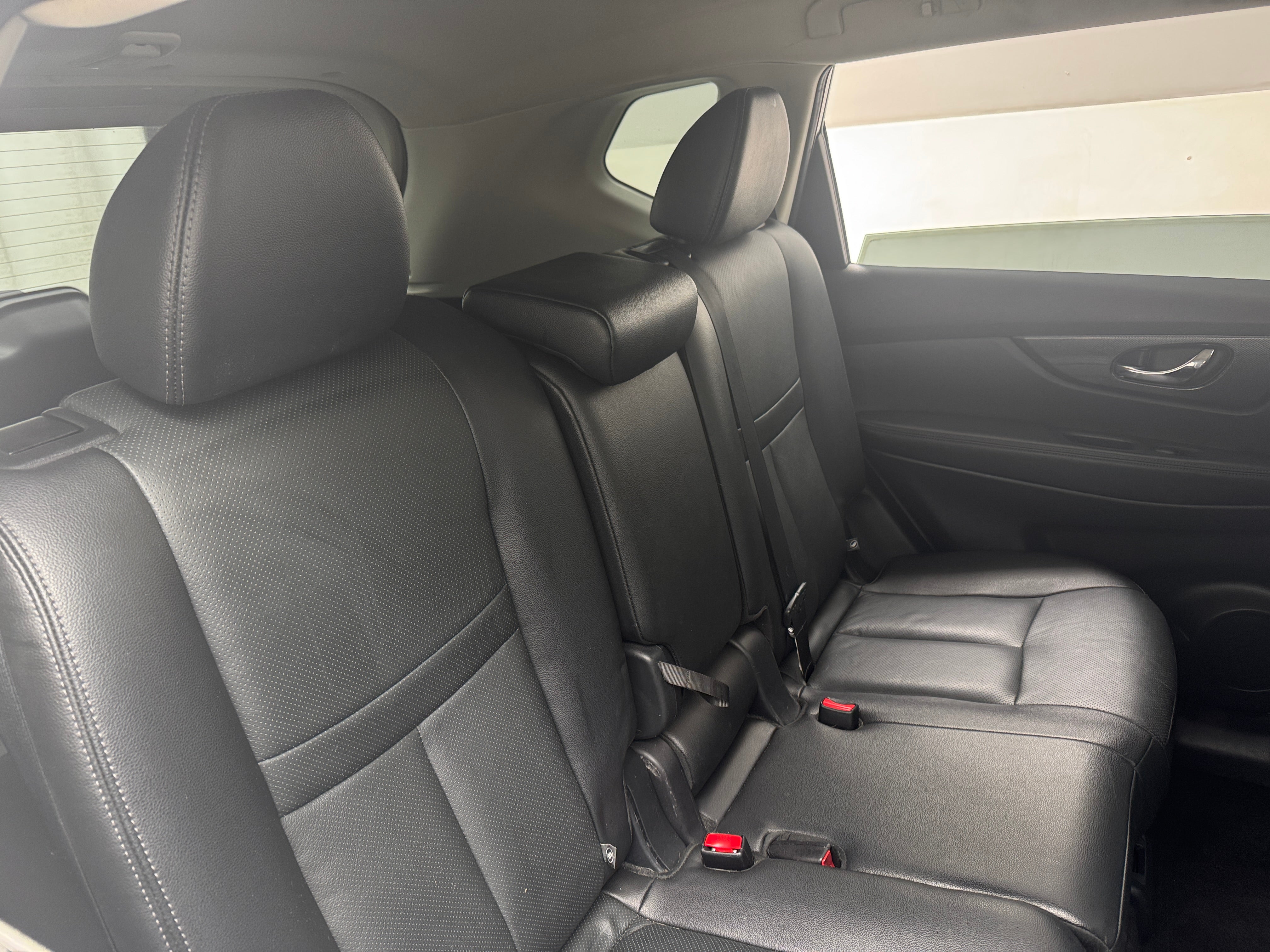 2016 Nissan Rogue SL 5
