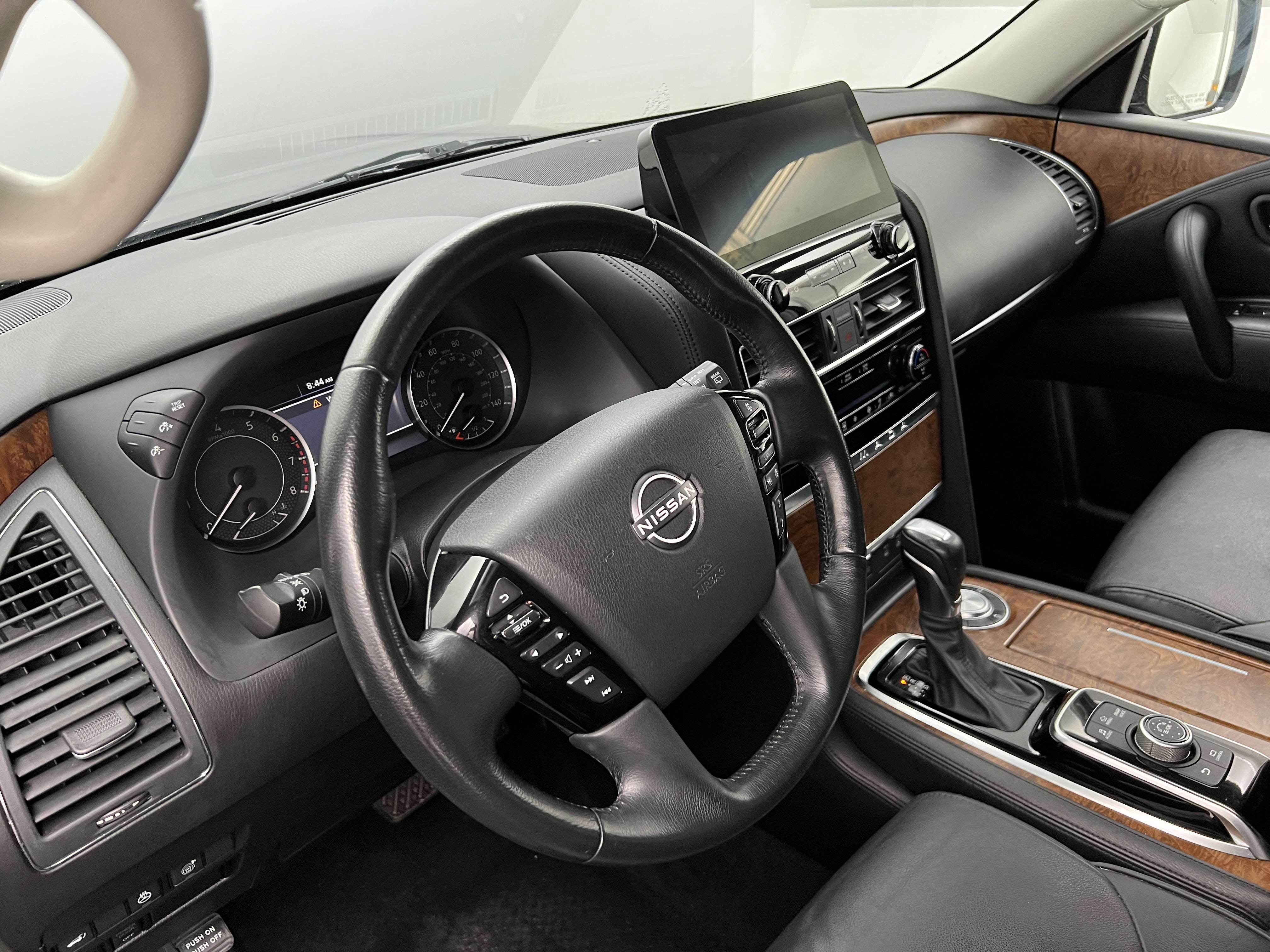 2023 Nissan Armada SL 4