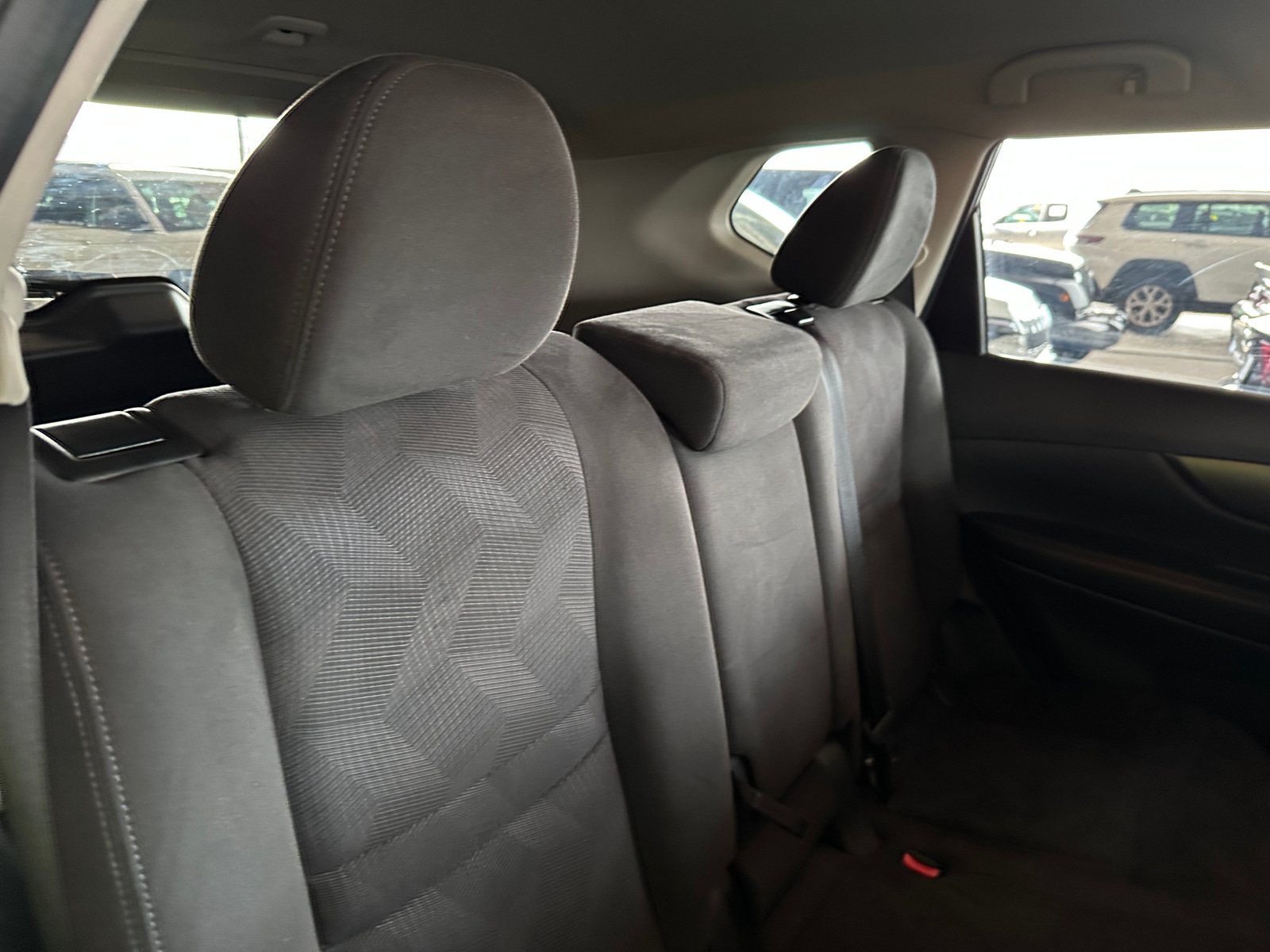 Thumbnail: 2015 Nissan Rogue - 6