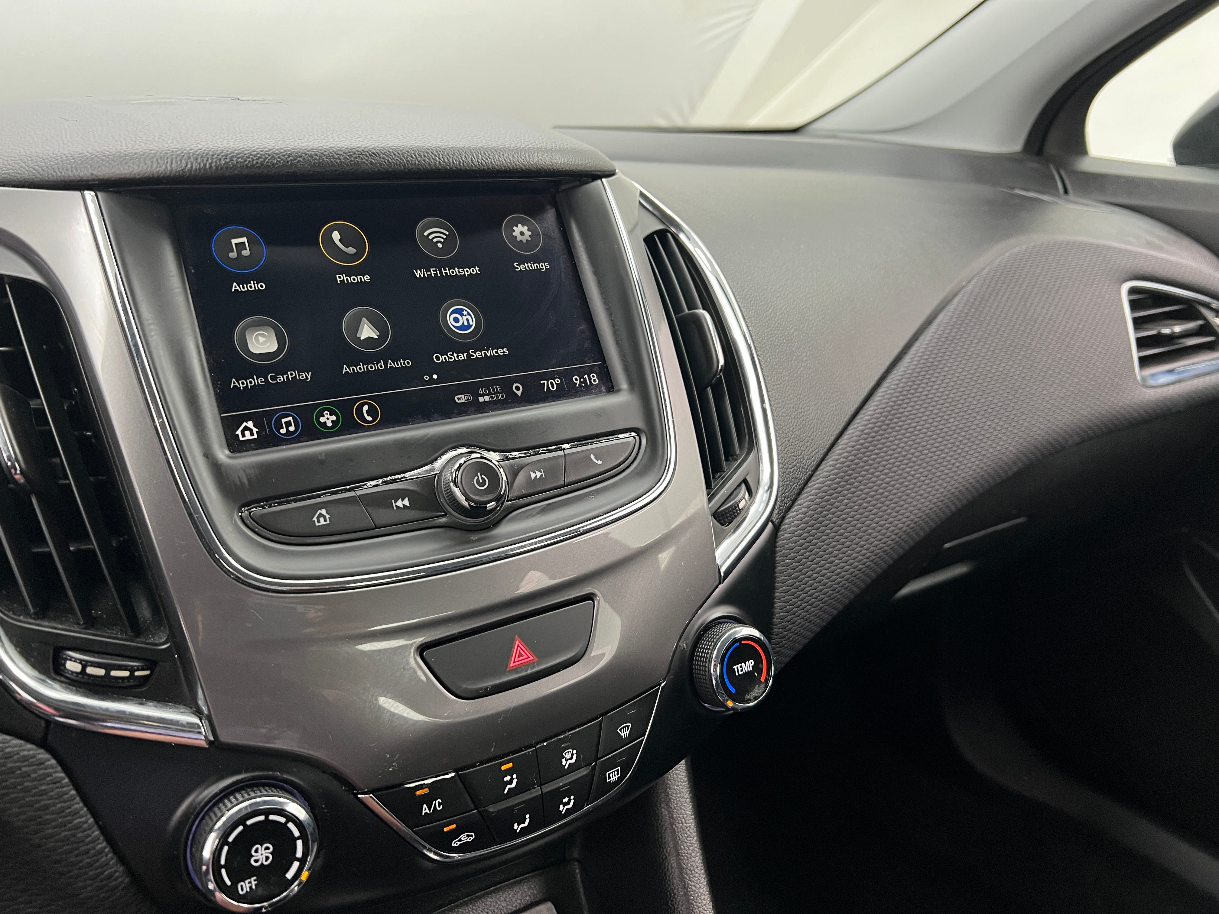 2019 Chevrolet Cruze LS 4