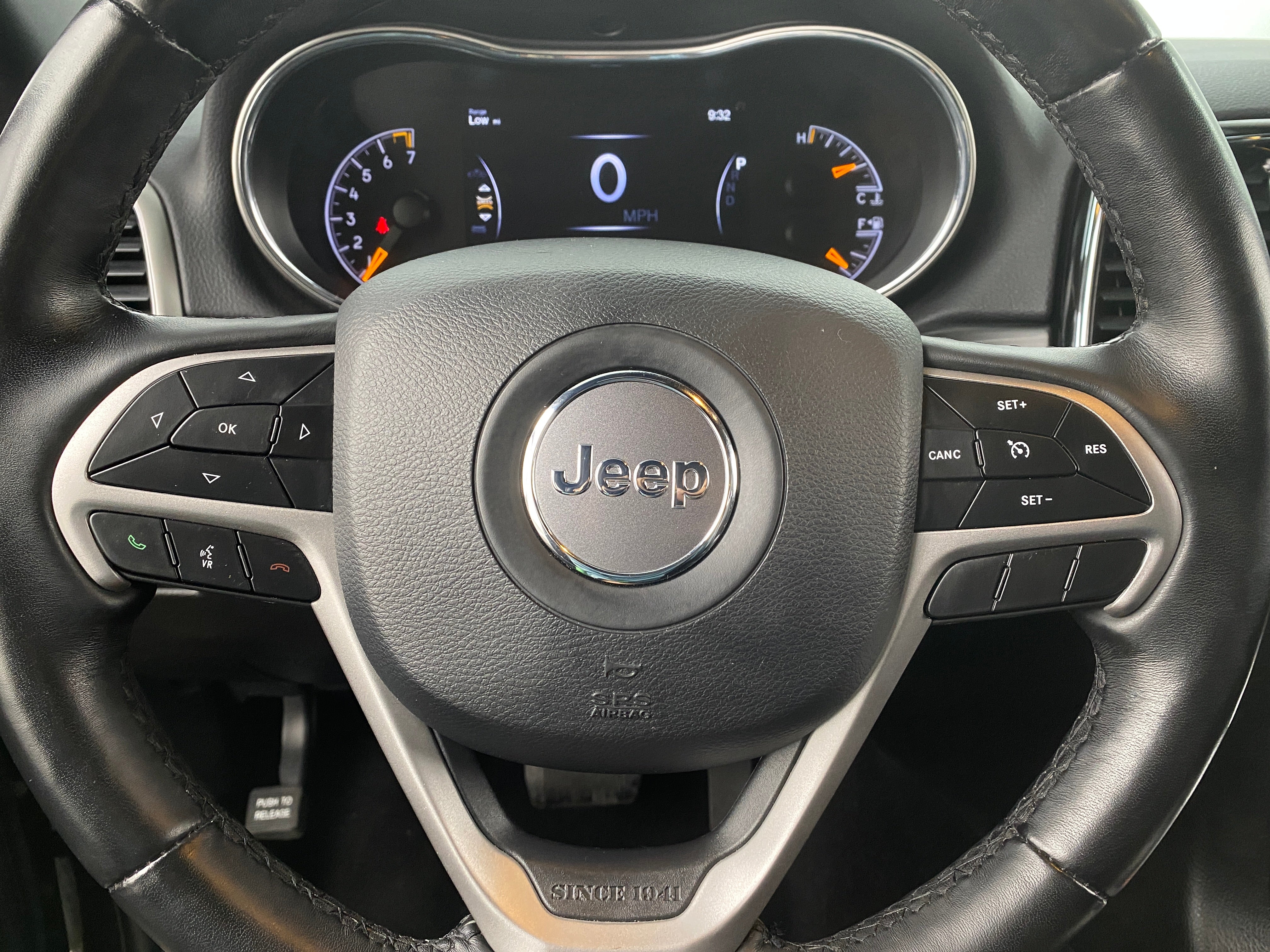 2020 Jeep Grand Cherokee Altitude 4
