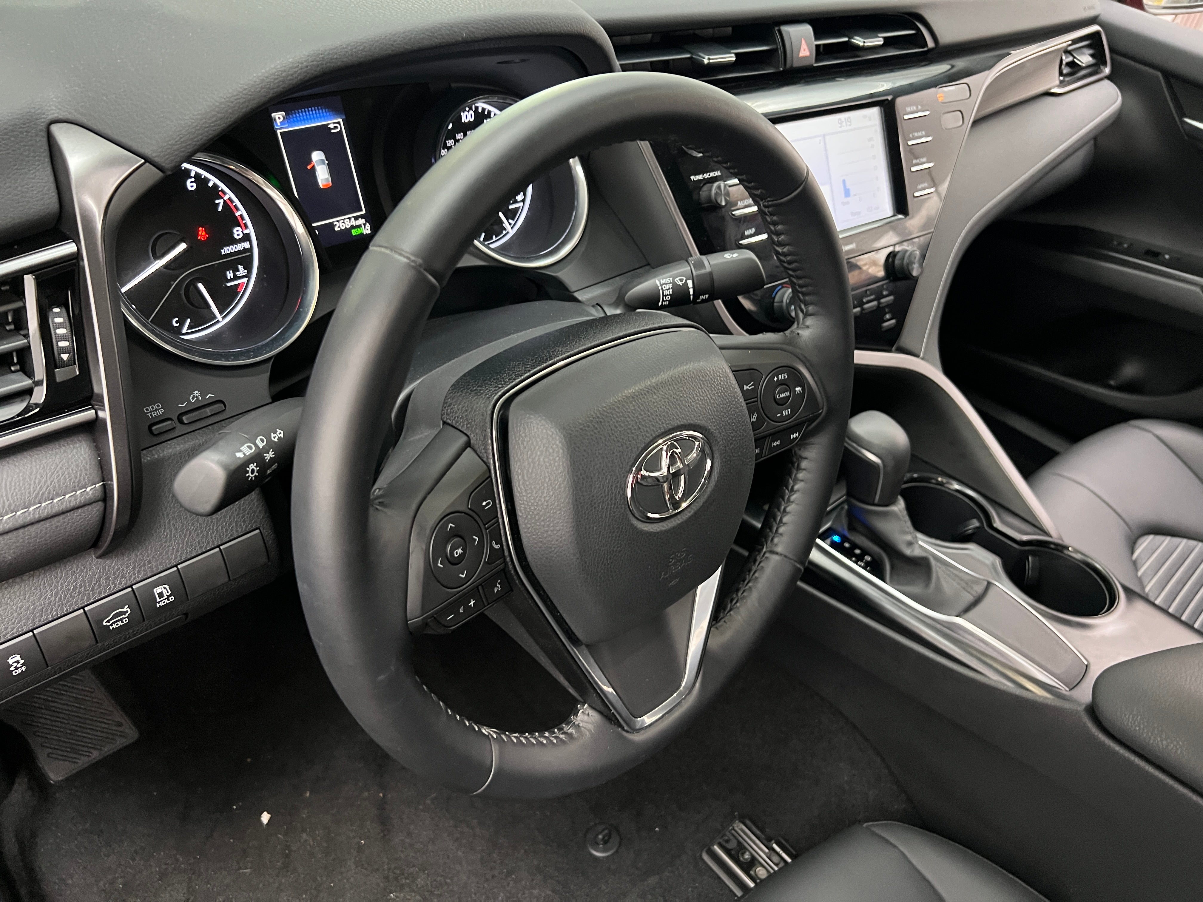 2020 Toyota Camry SE 5