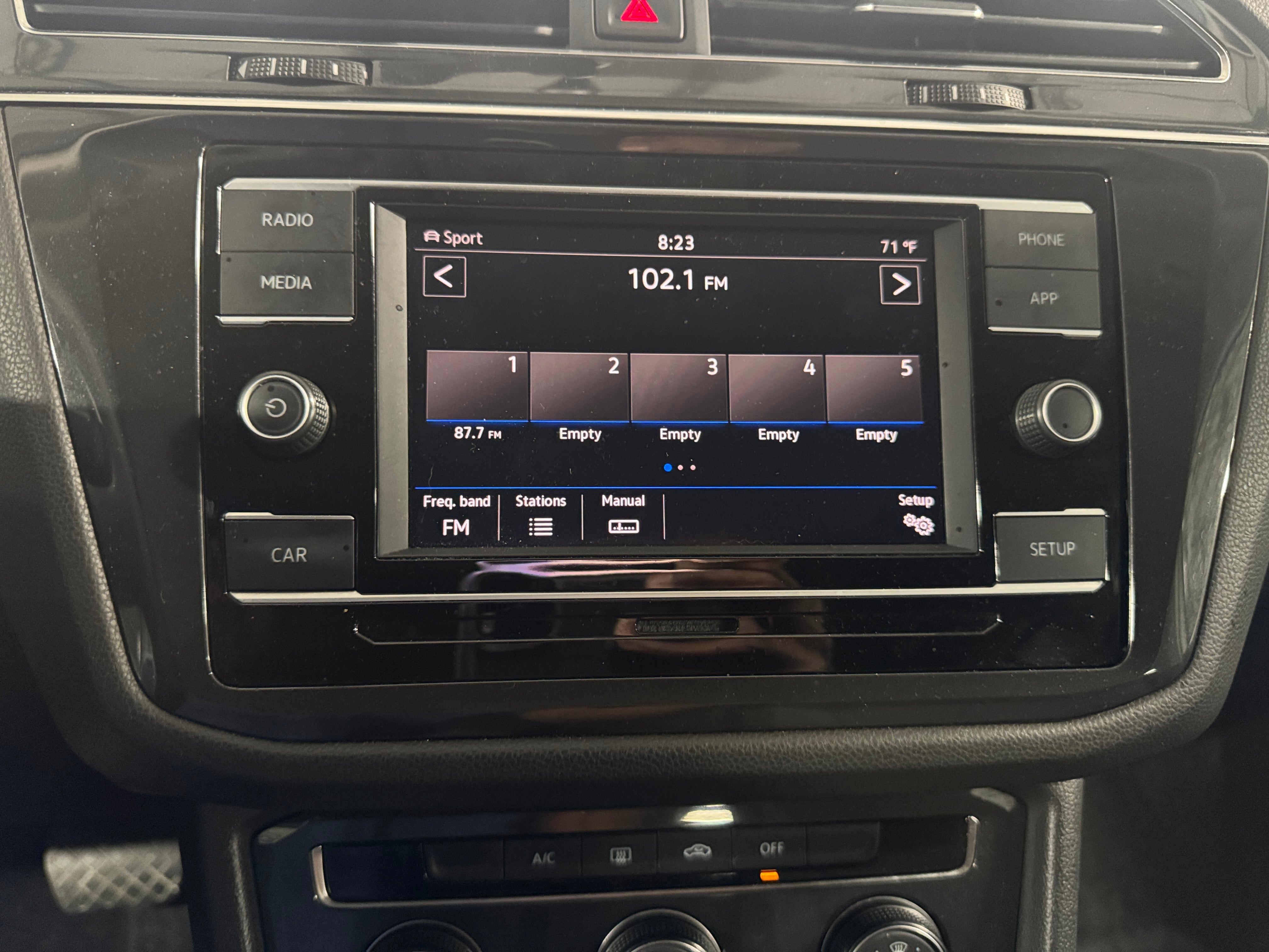 2019 Volkswagen Tiguan 2.0T 4