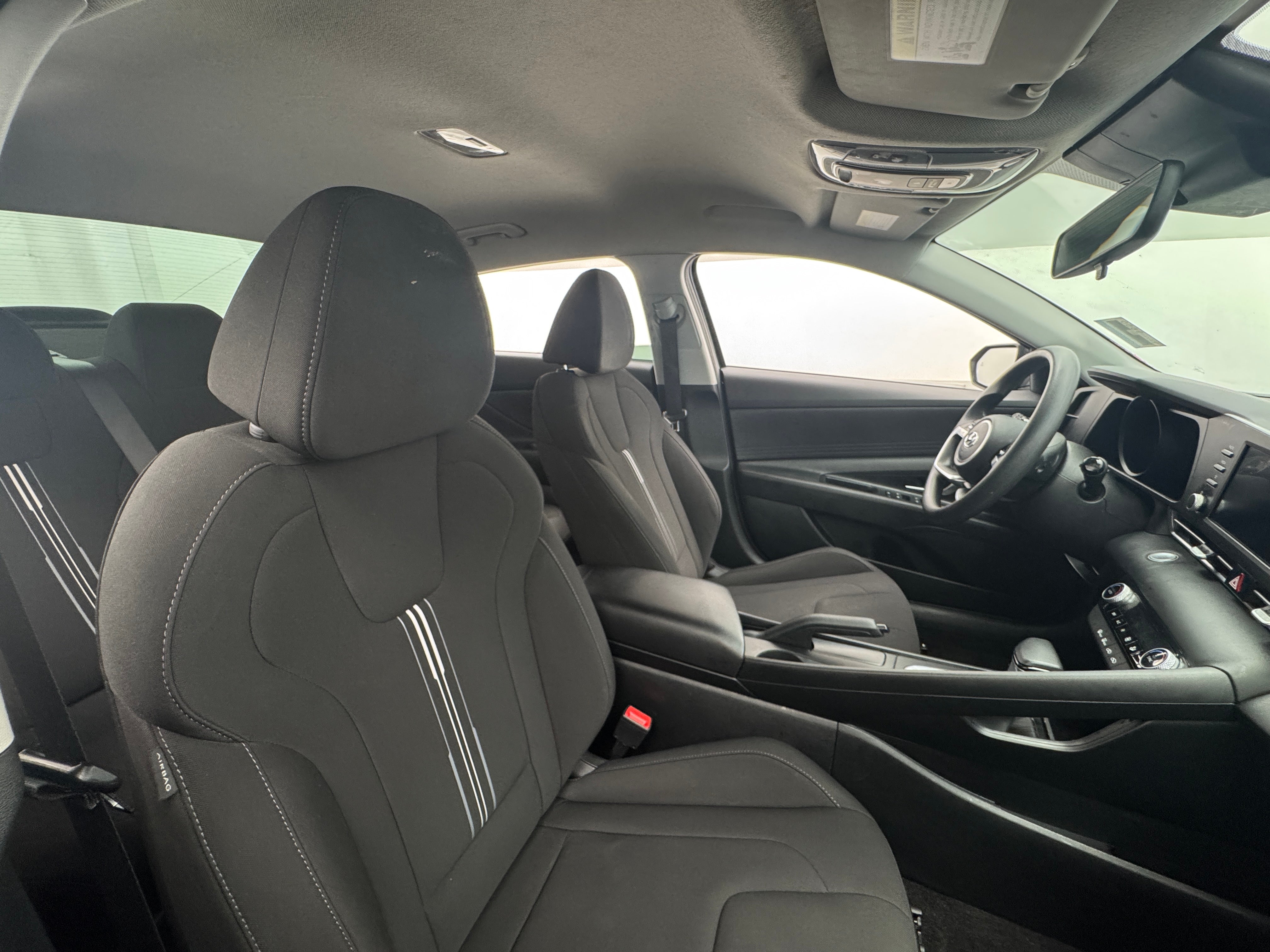 2023 Hyundai Elantra SEL 2