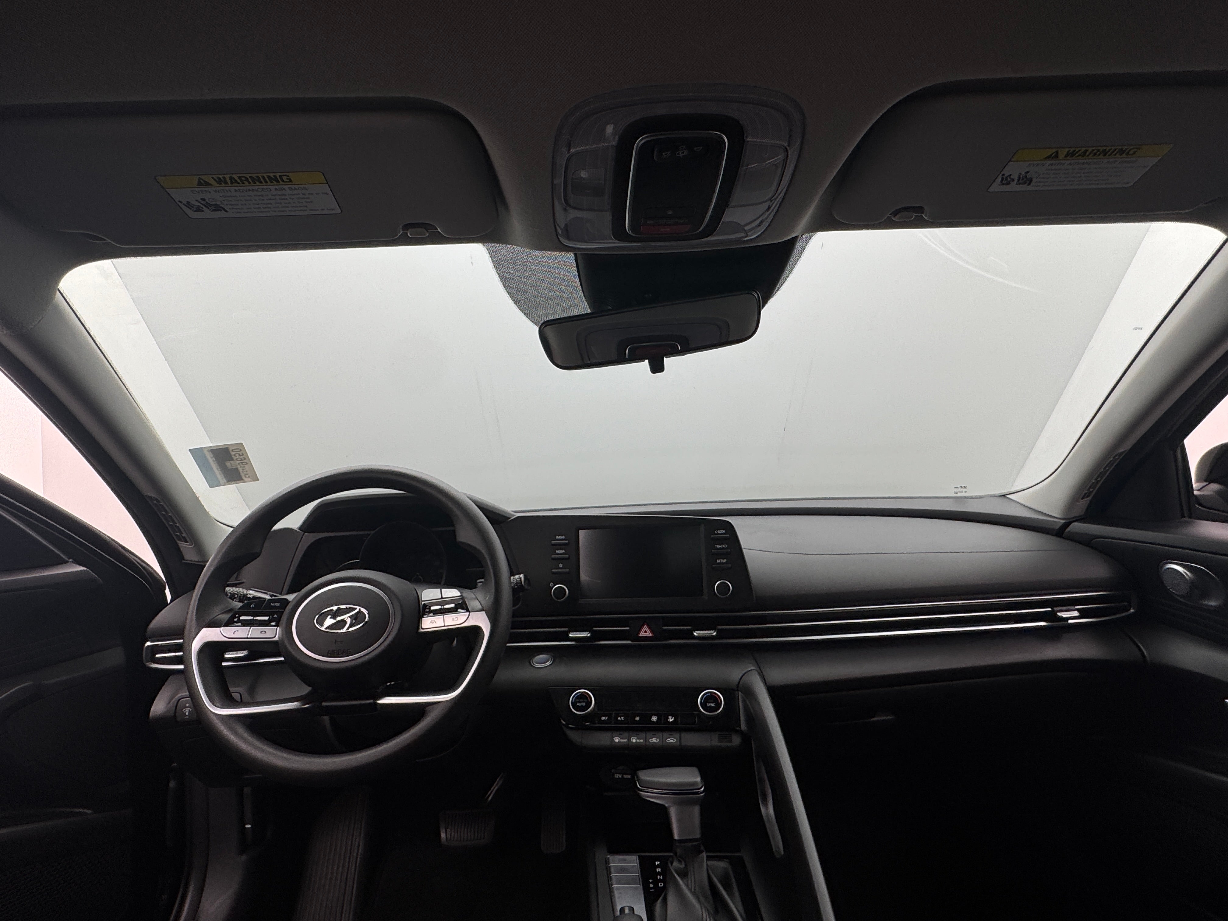 2023 Hyundai Elantra SEL 3