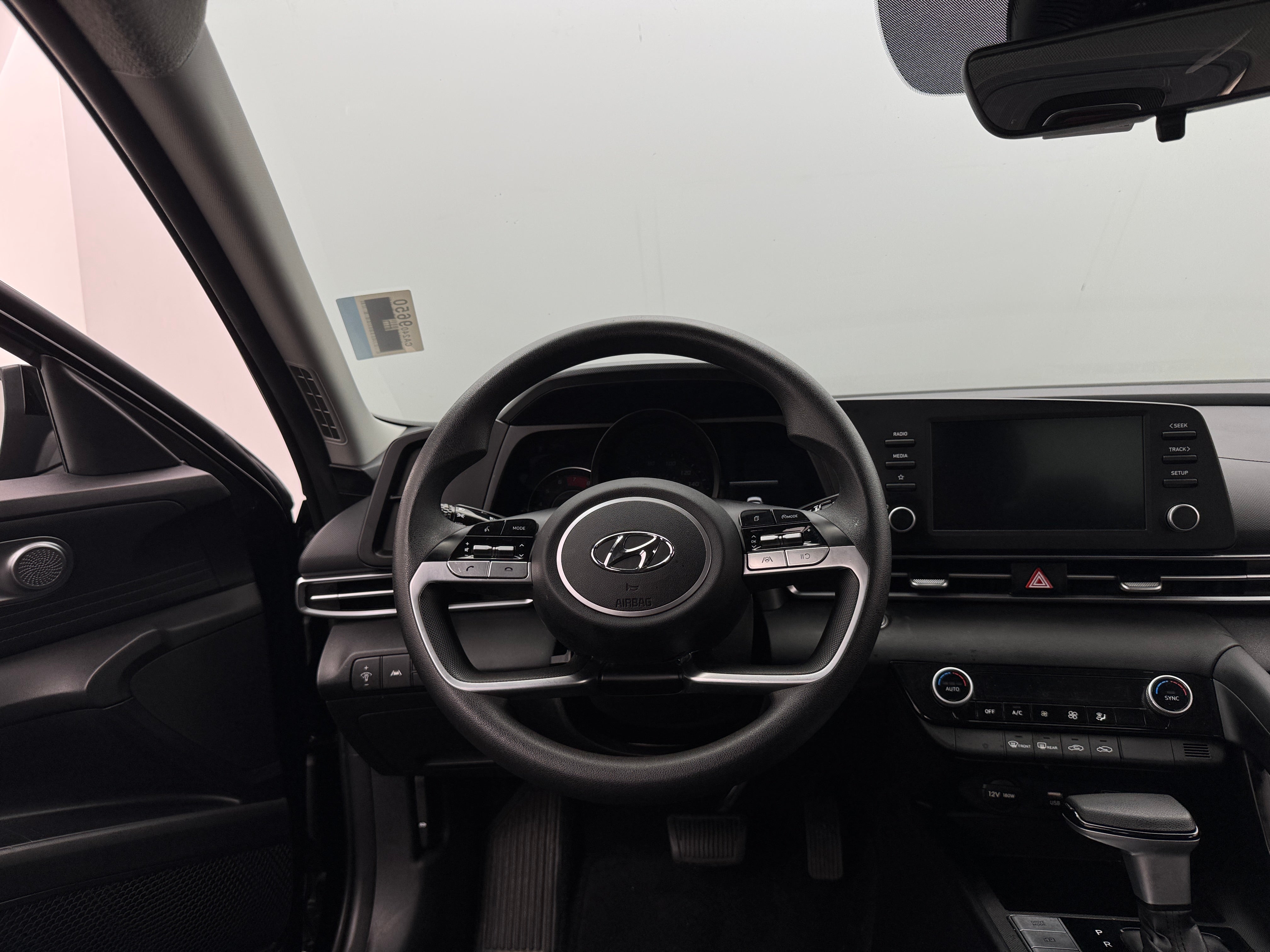 2023 Hyundai Elantra SEL 5