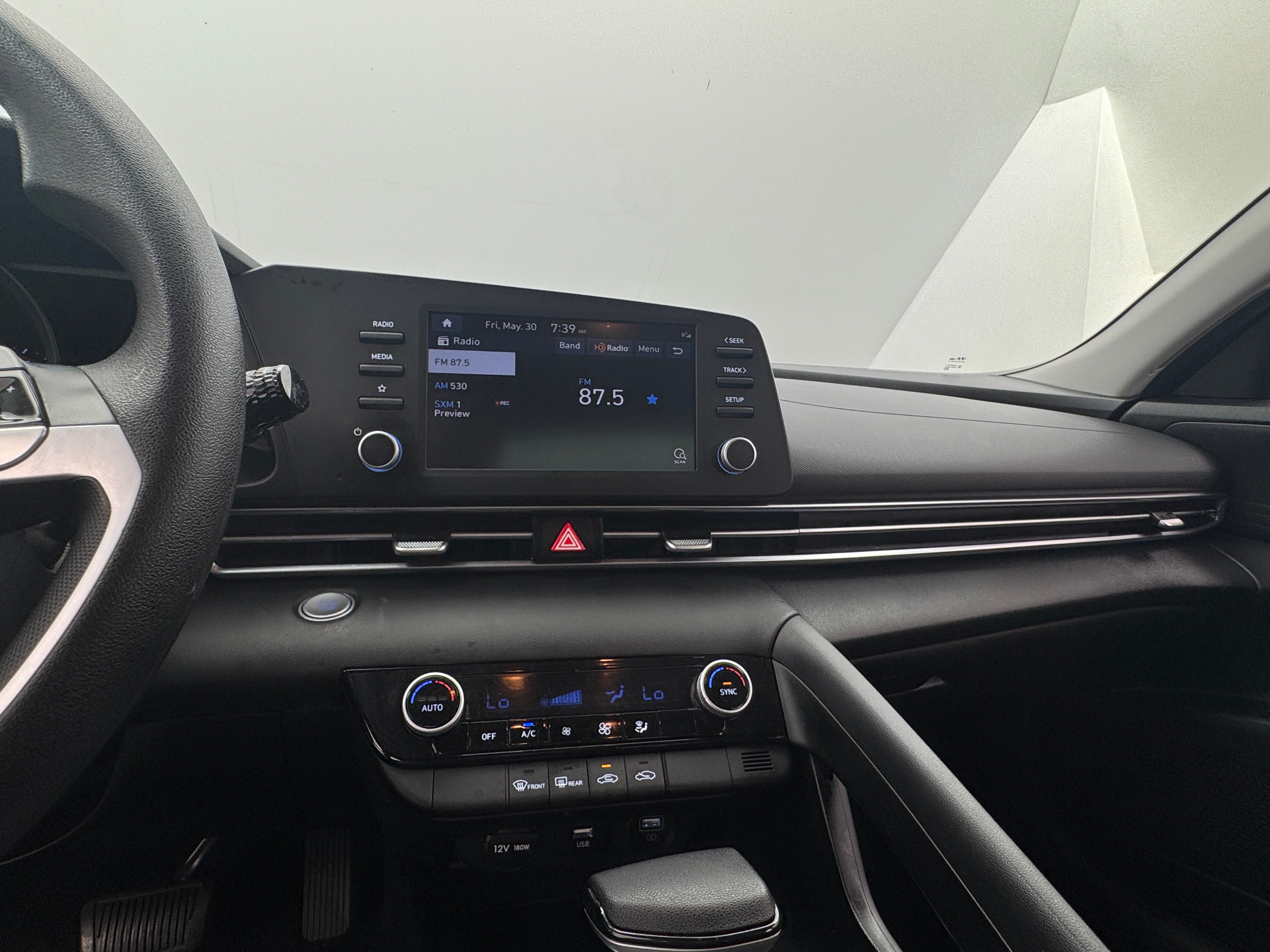 2023 Hyundai Elantra SEL 4