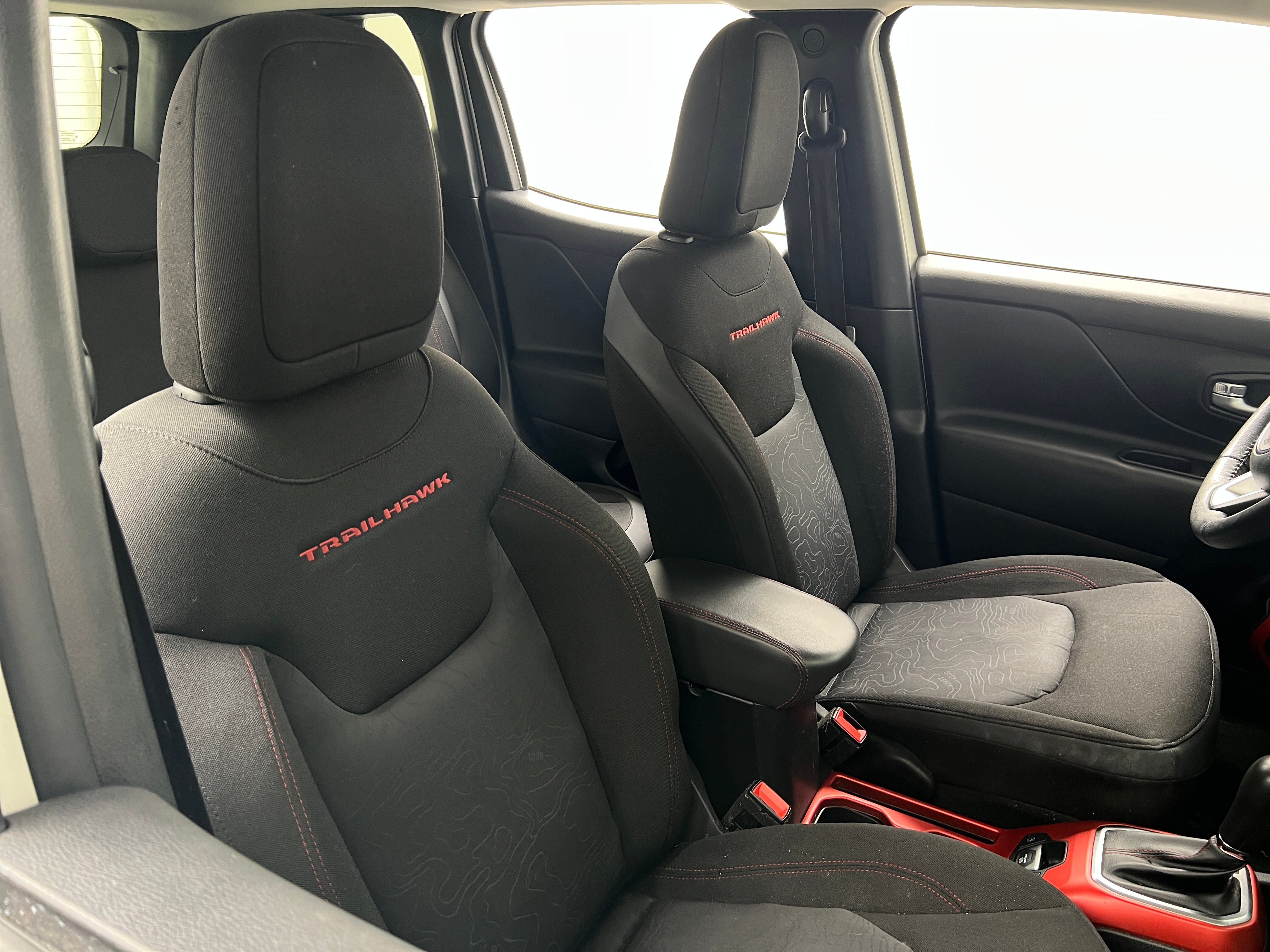 2020 Jeep Renegade Trailhawk 2