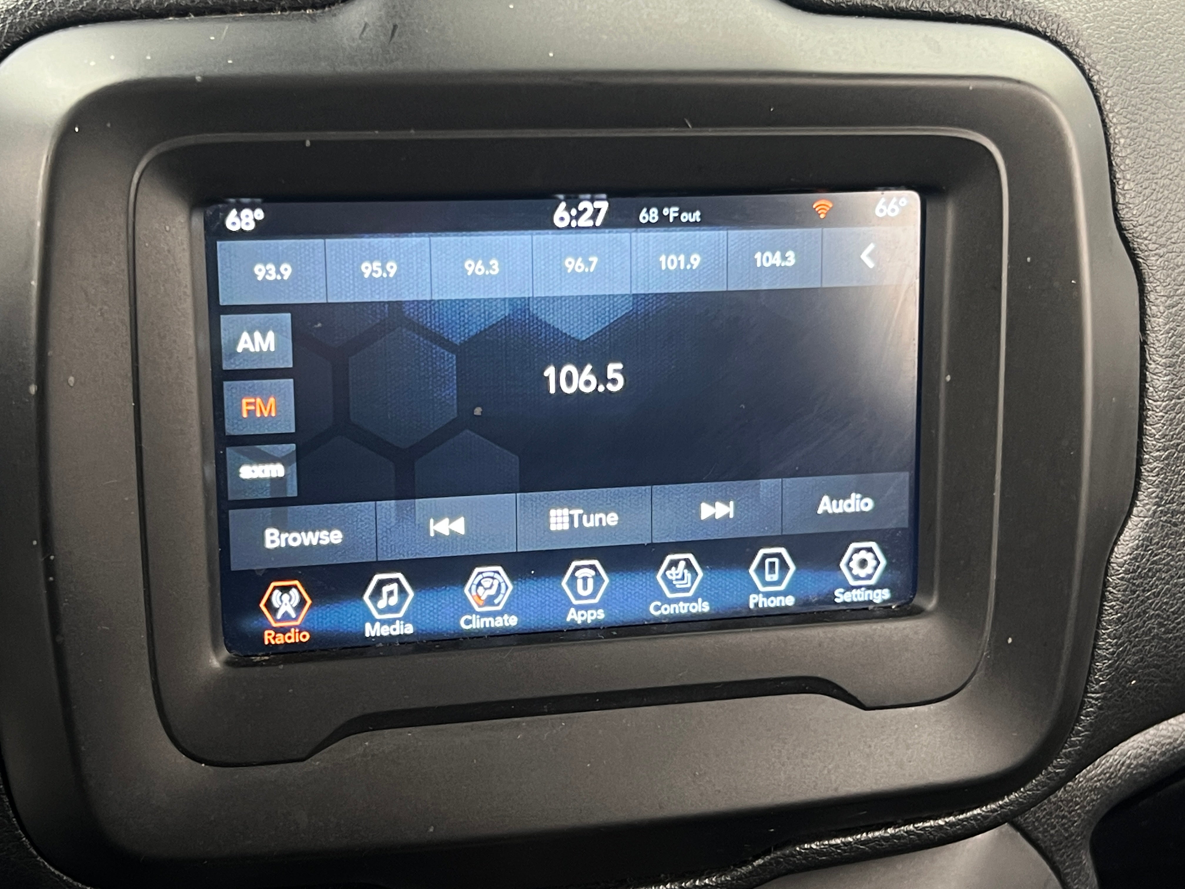 2020 Jeep Renegade Trailhawk 4