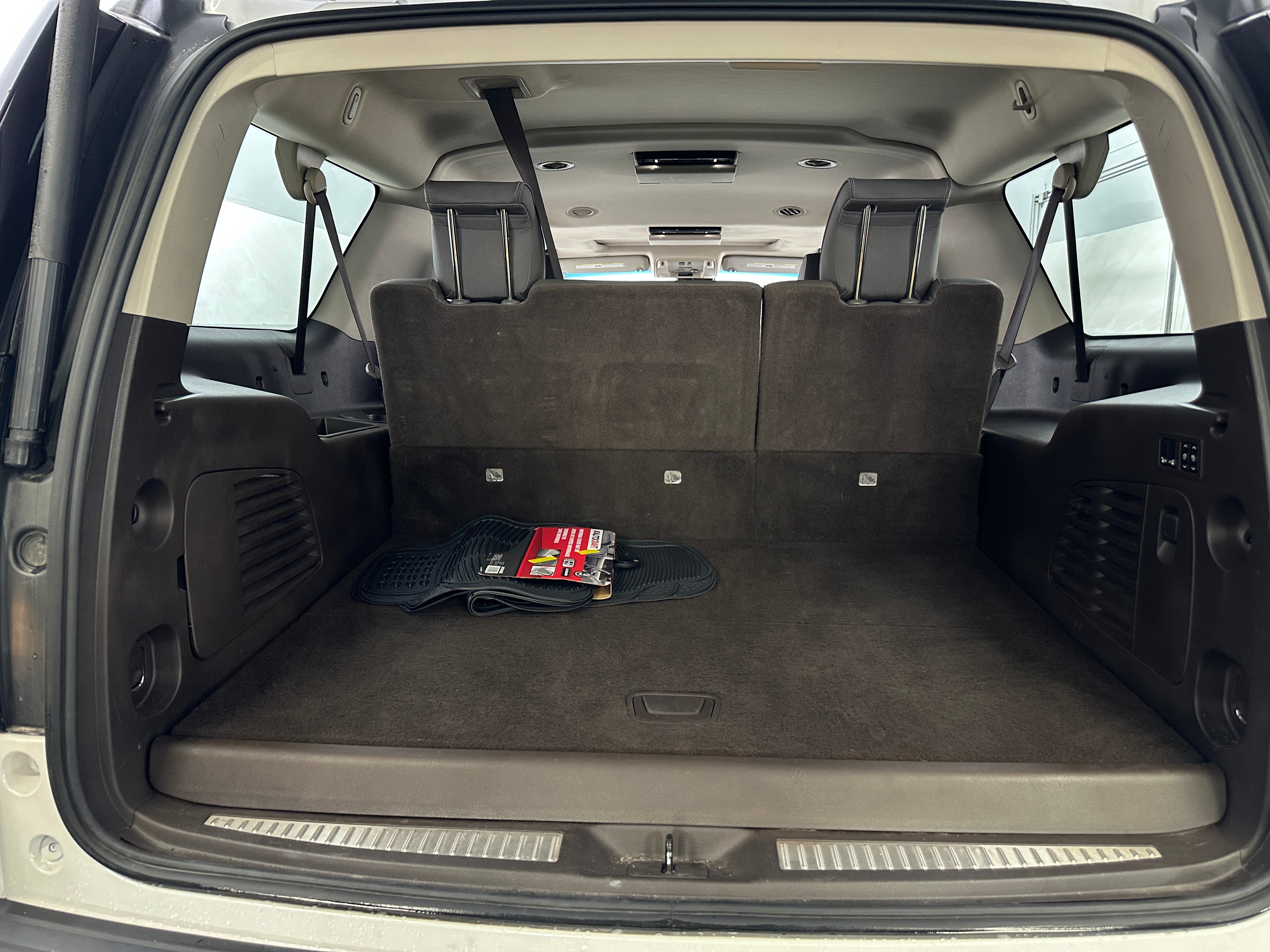 2017 GMC Yukon XL Denali 6