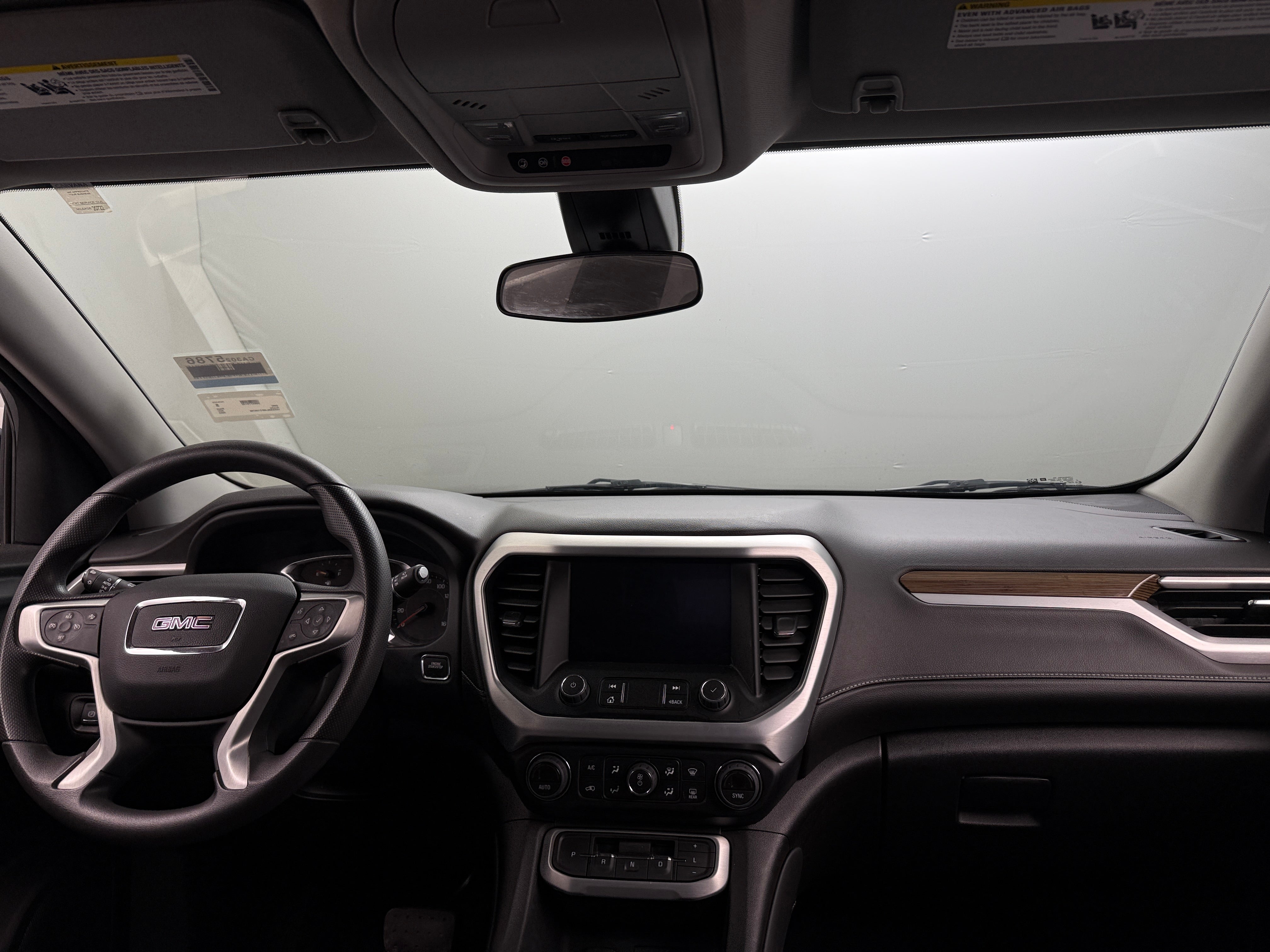2023 GMC Acadia SLE 3
