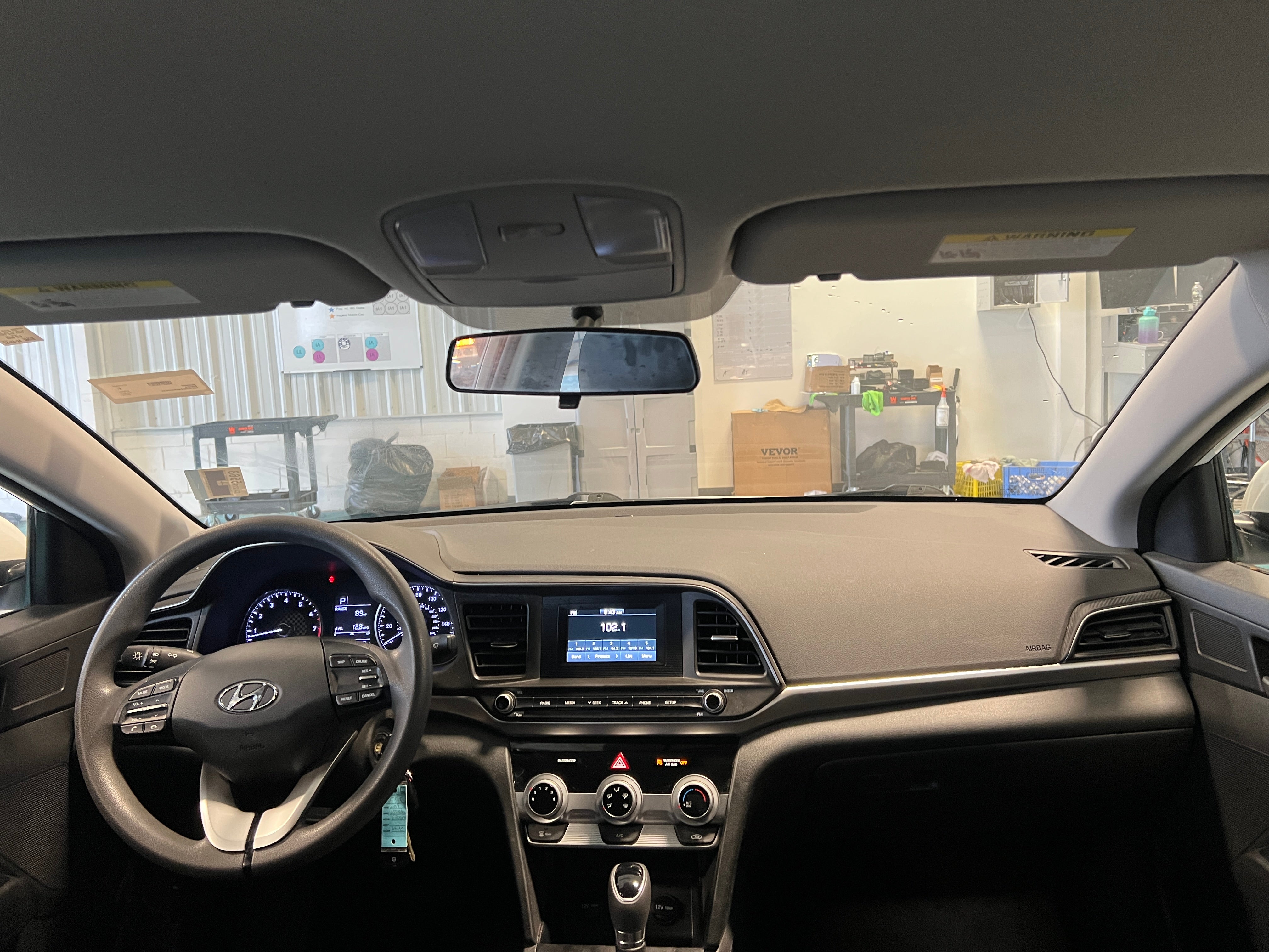 2019 Hyundai Elantra SE 3