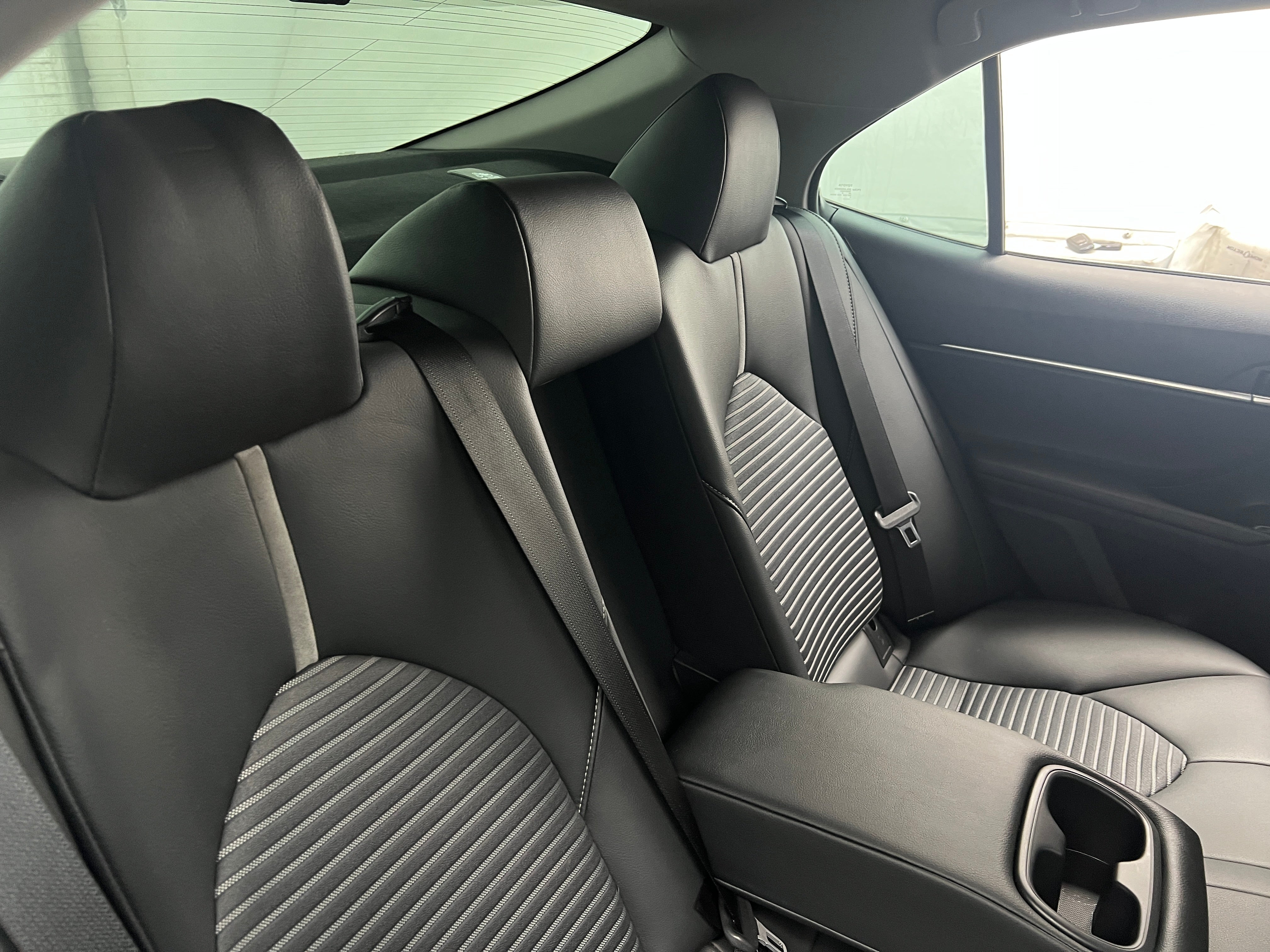 2018 Toyota Camry SE 6