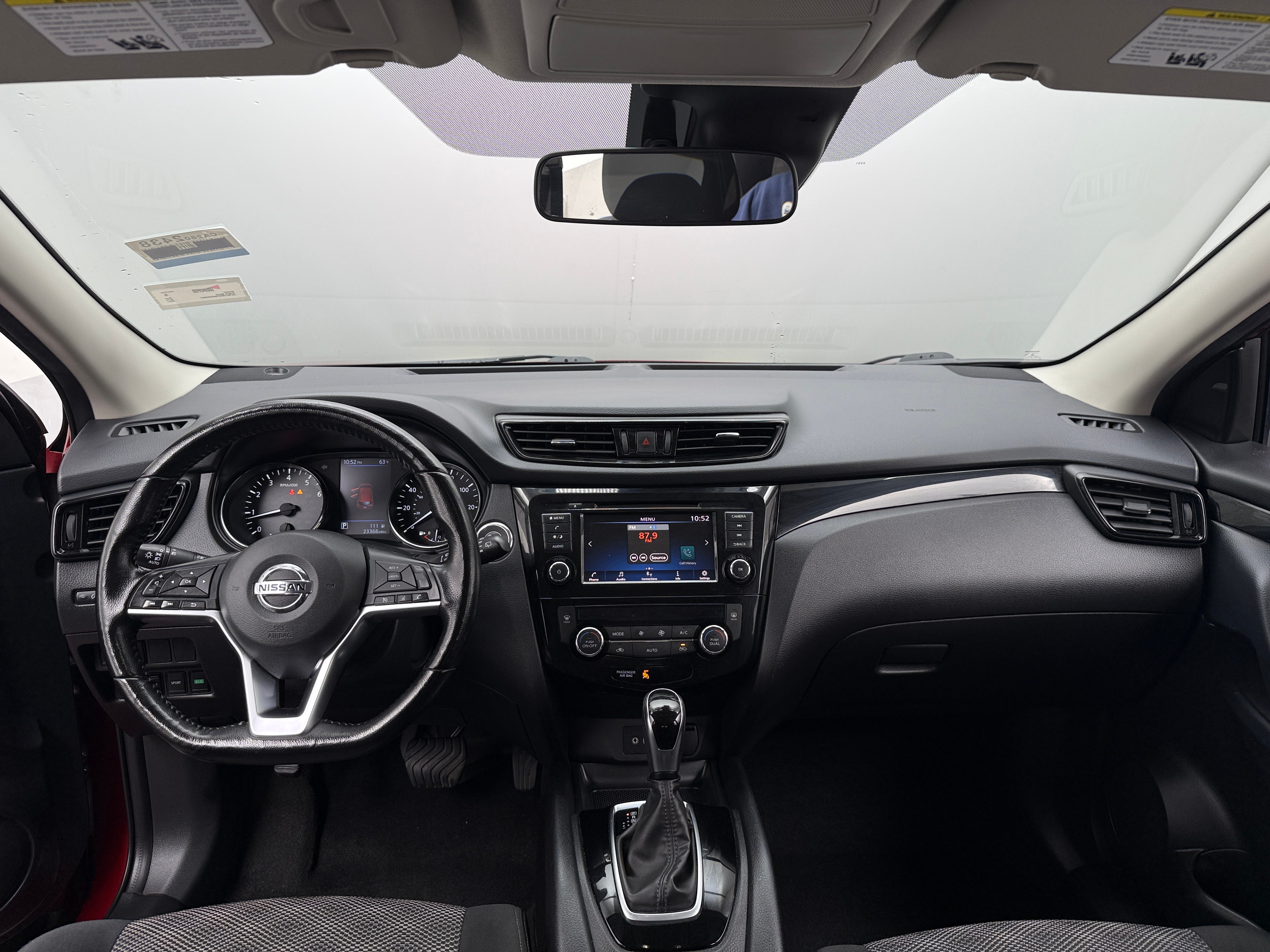 2021 Nissan Rogue Sport SV 3
