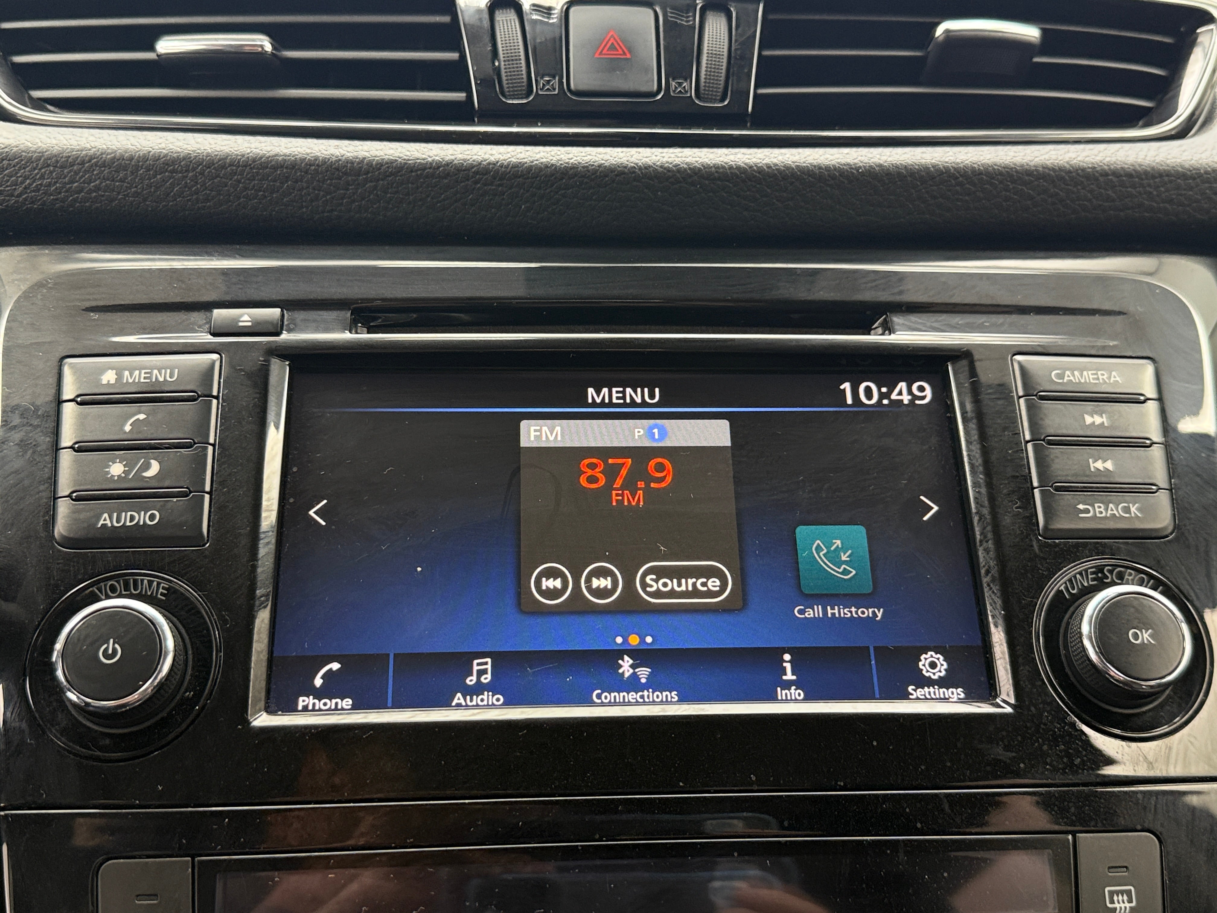 2021 Nissan Rogue Sport SV 4