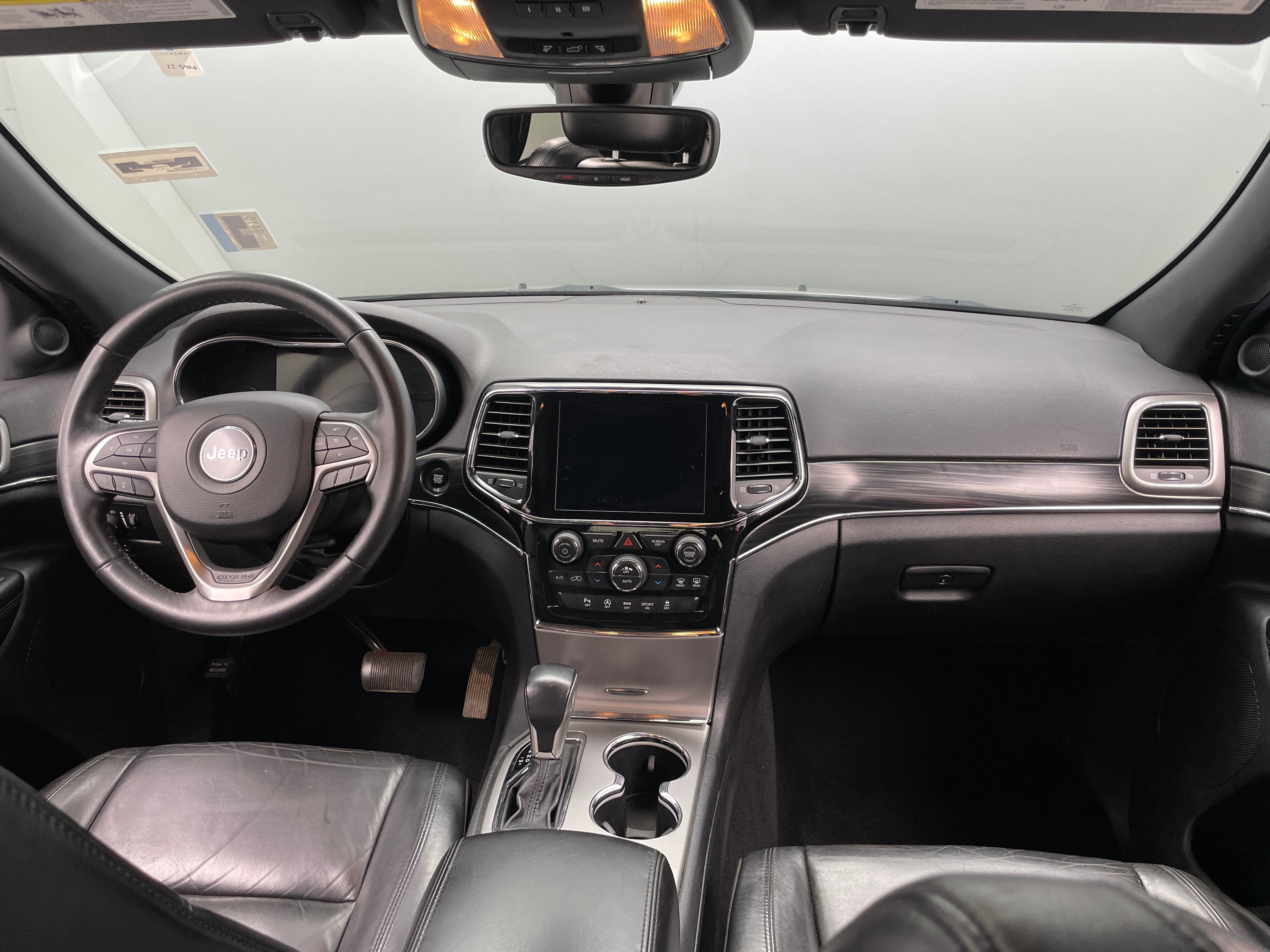 2019 Jeep Grand Cherokee Limited Edition 2