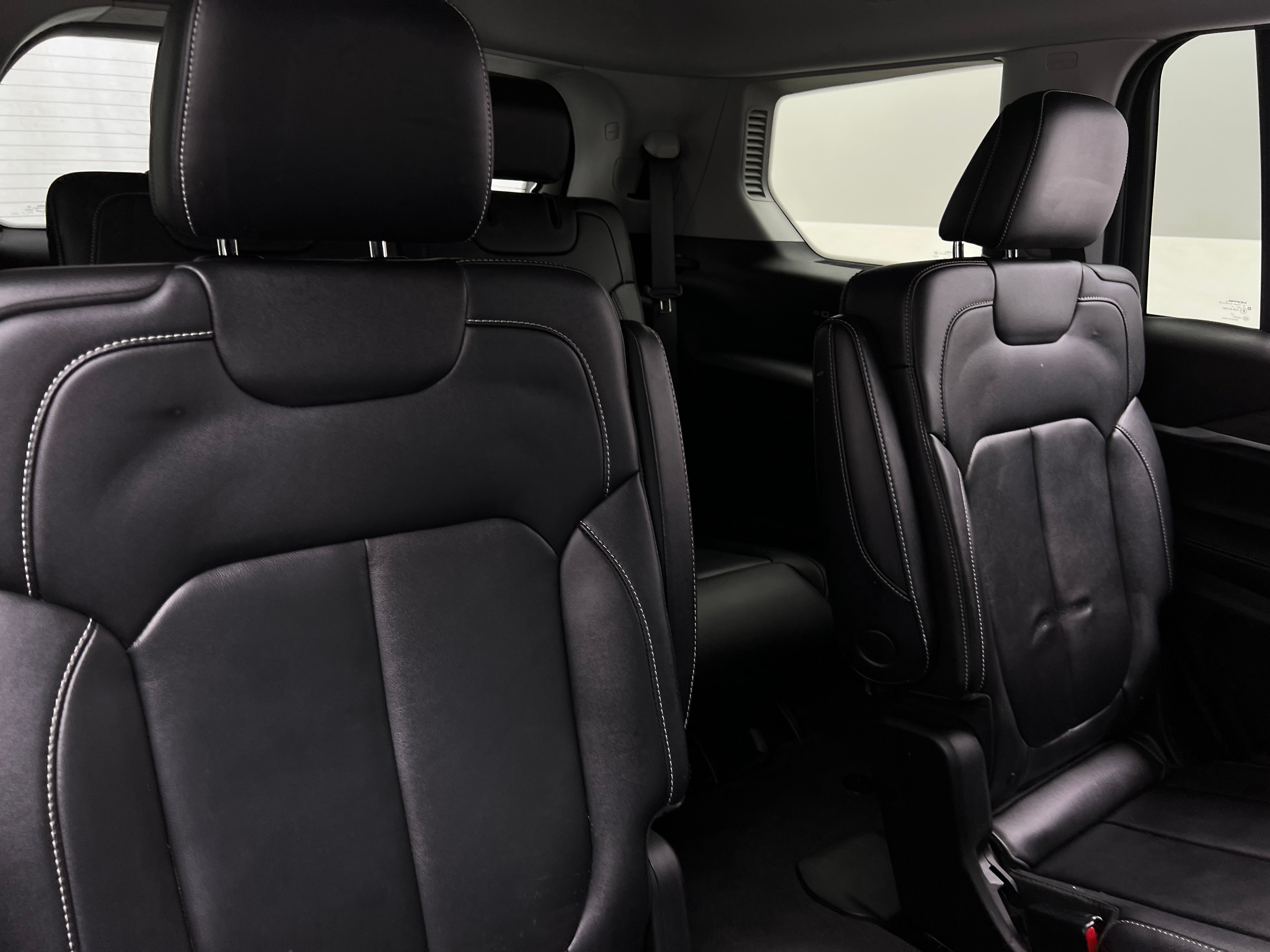 2022 Jeep Grand Cherokee L Limited Edition 5